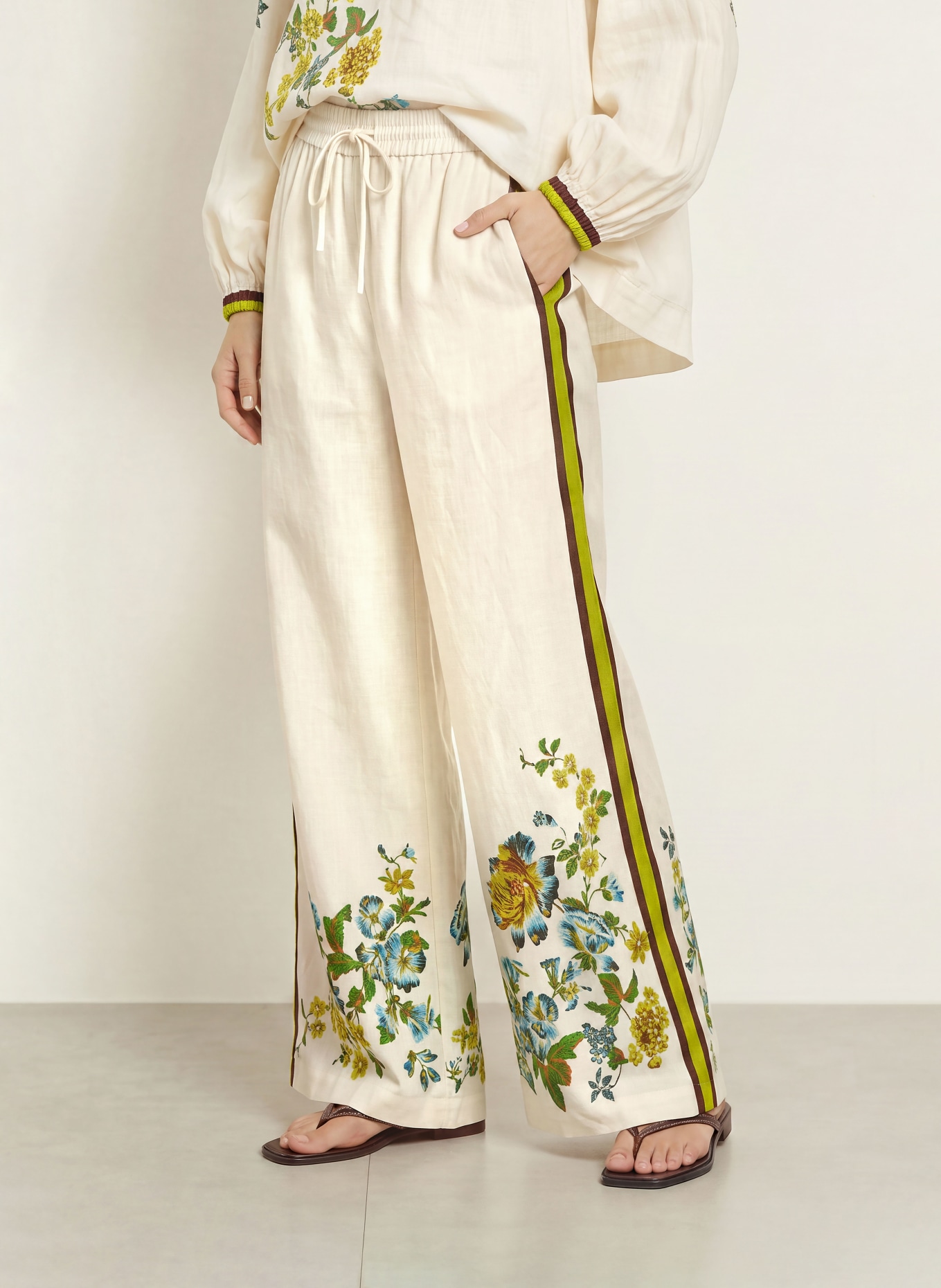 ALÉMAIS Leinenhose PHYLLIS mit Galonstreifen: CREME / BRAUN / NEONGRÜN