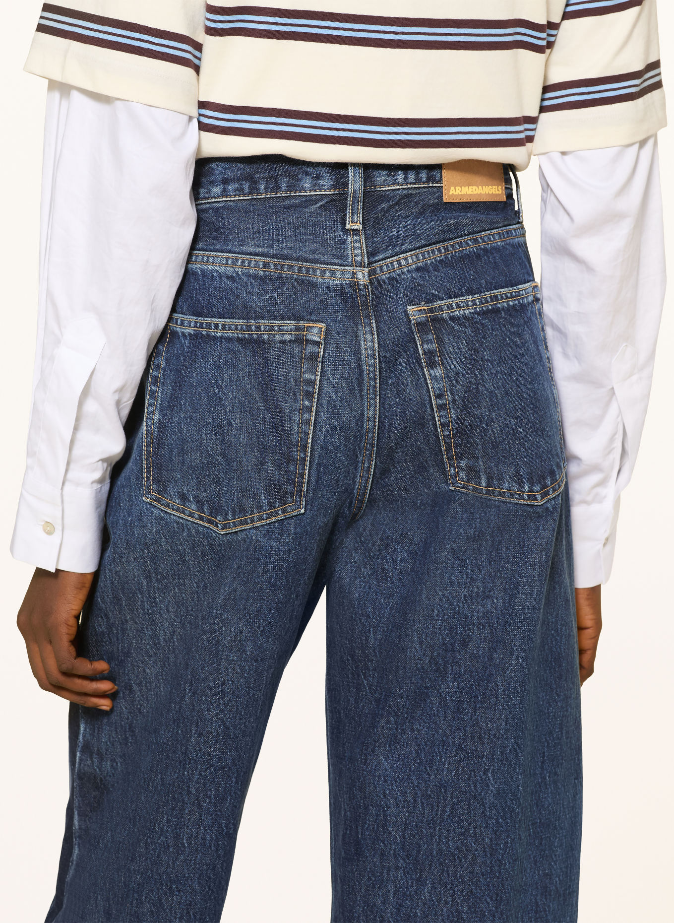 ARMEDANGELS Barrel jeans BAARLY met galonstrepen: 3830 verge
