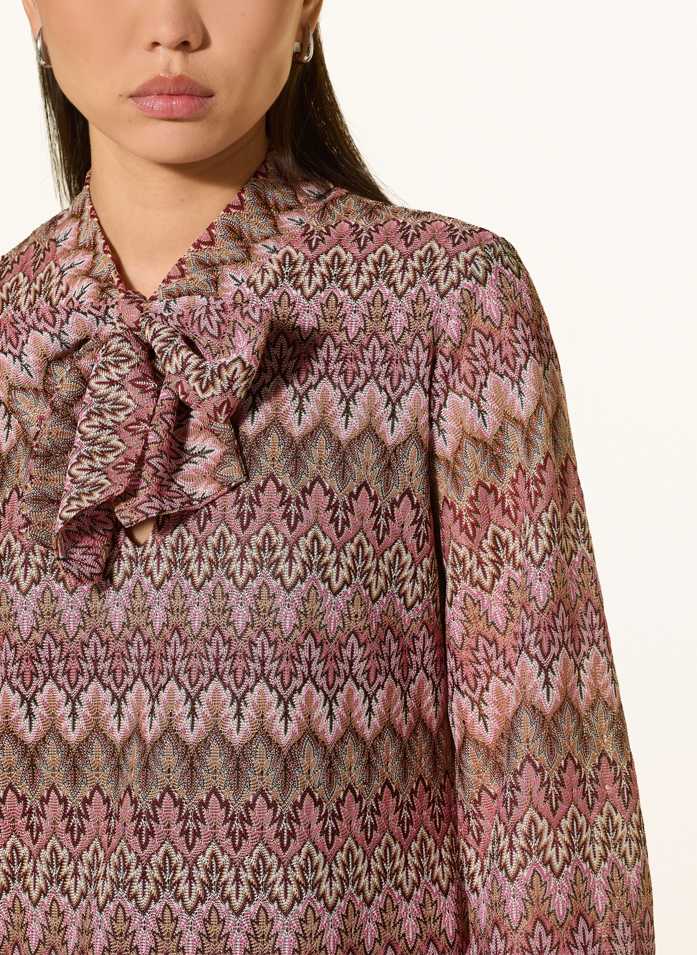 Ana Alcazar Klänning med slips: ROSA / BEIGE / RÖD