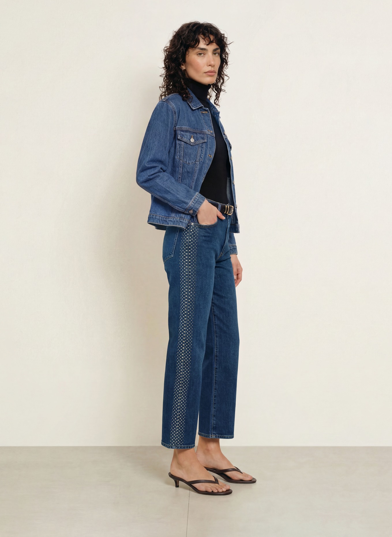 7 for all mankind Jean droit STOVEPIPE avec rivets: 3S5 REVOLT