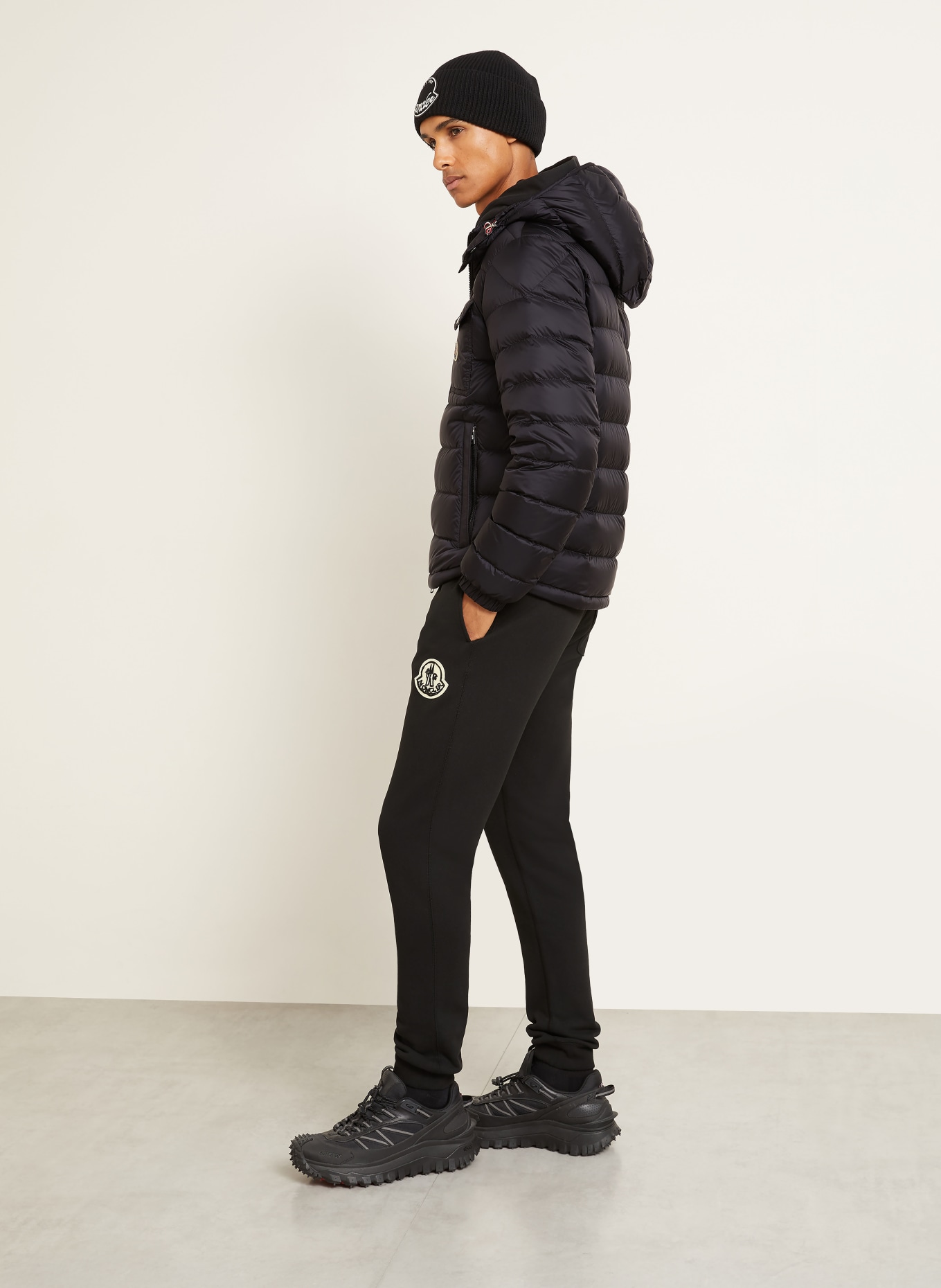 MONCLER VERITH Down Jacket with Detachable Hood: BLACK