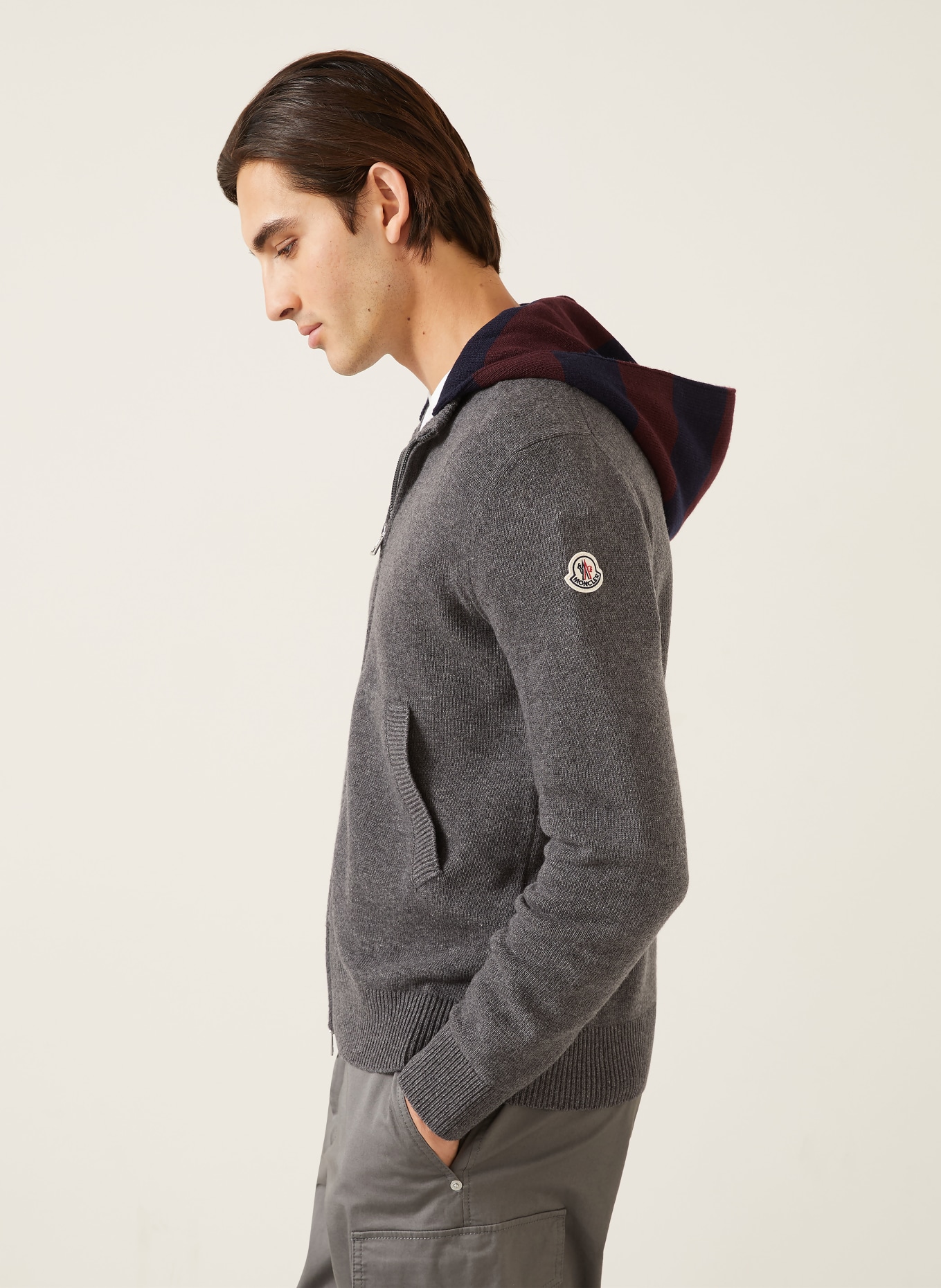 MONCLER Strickjacke: GRAU / DUNKELROT / DUNKELBLAU