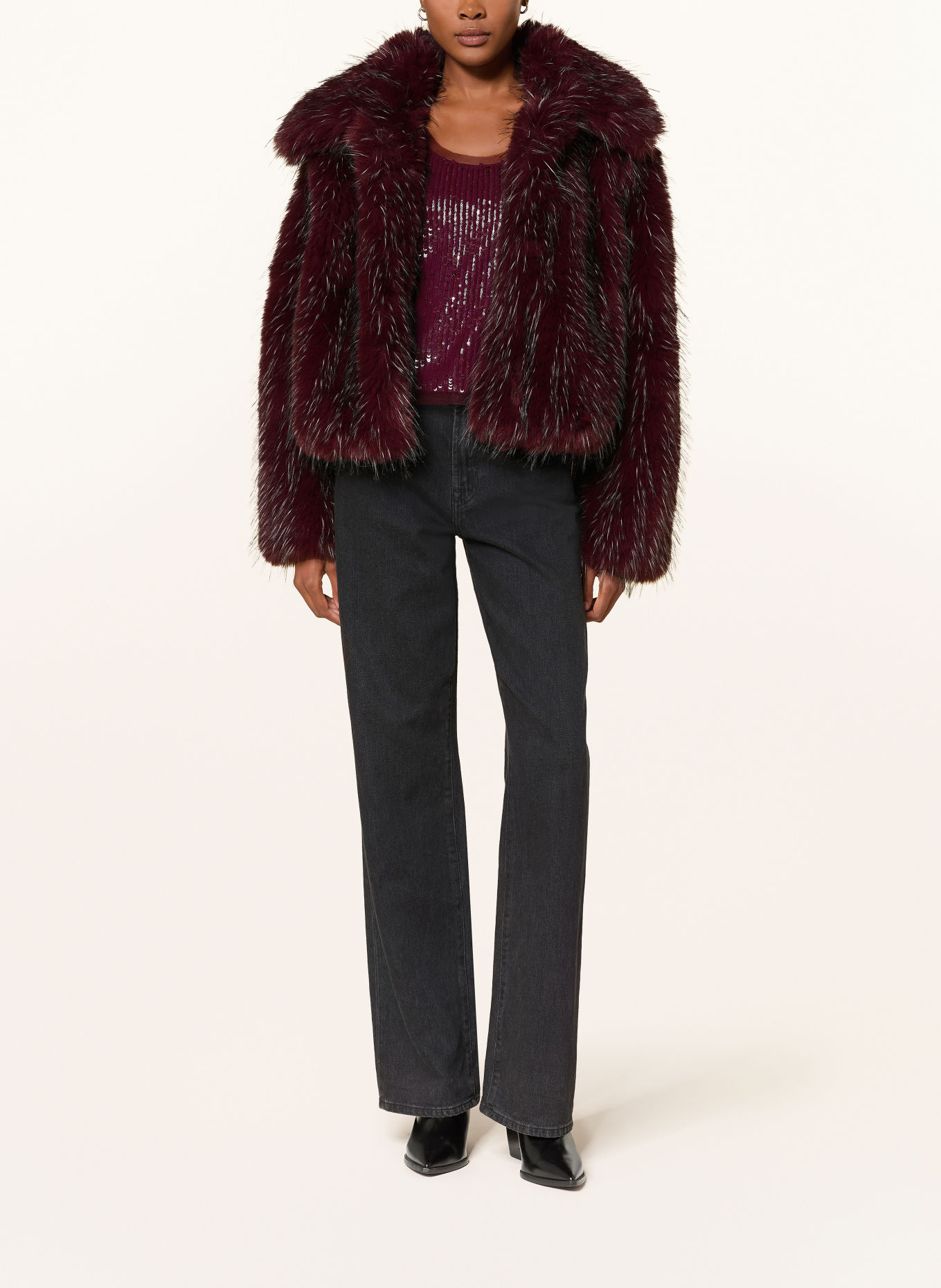 BOSS Veste en fausse fourrure CEFURA: ROUGE FONCÉ / BLANC / NOIR