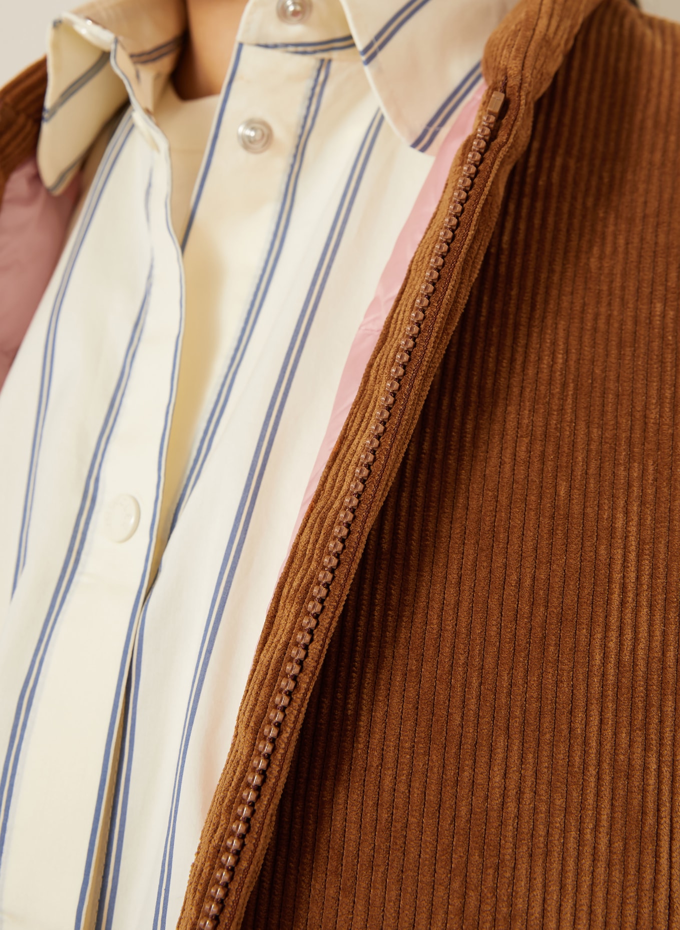MONCLER BLAGEON Reversible Down Bomber Jacket: BROWN / PINK
