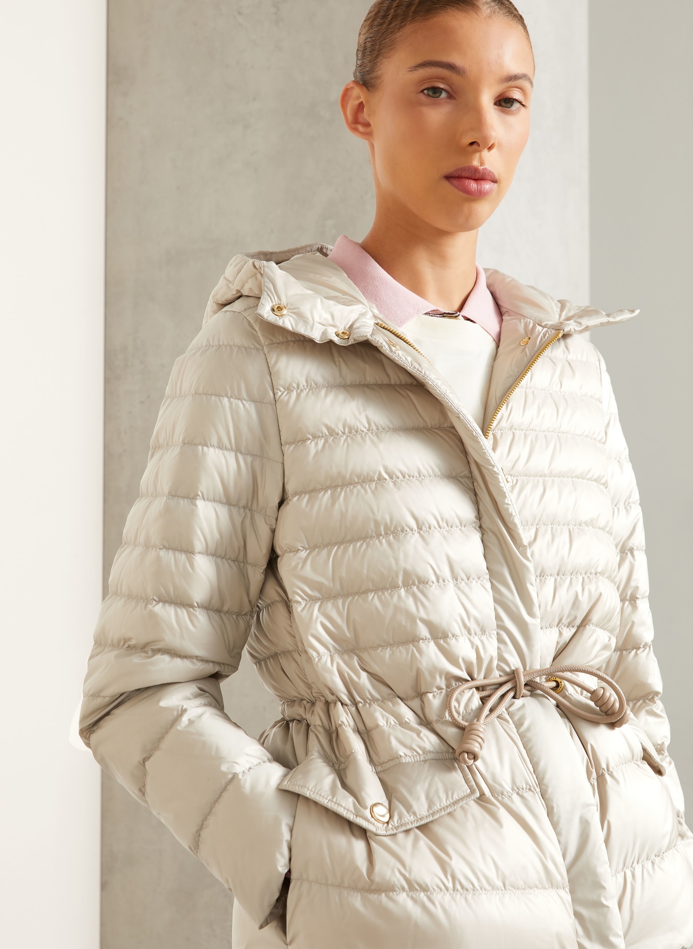 MONCLER Lehká péřová bunda RAIES: BÉŽOVÁ