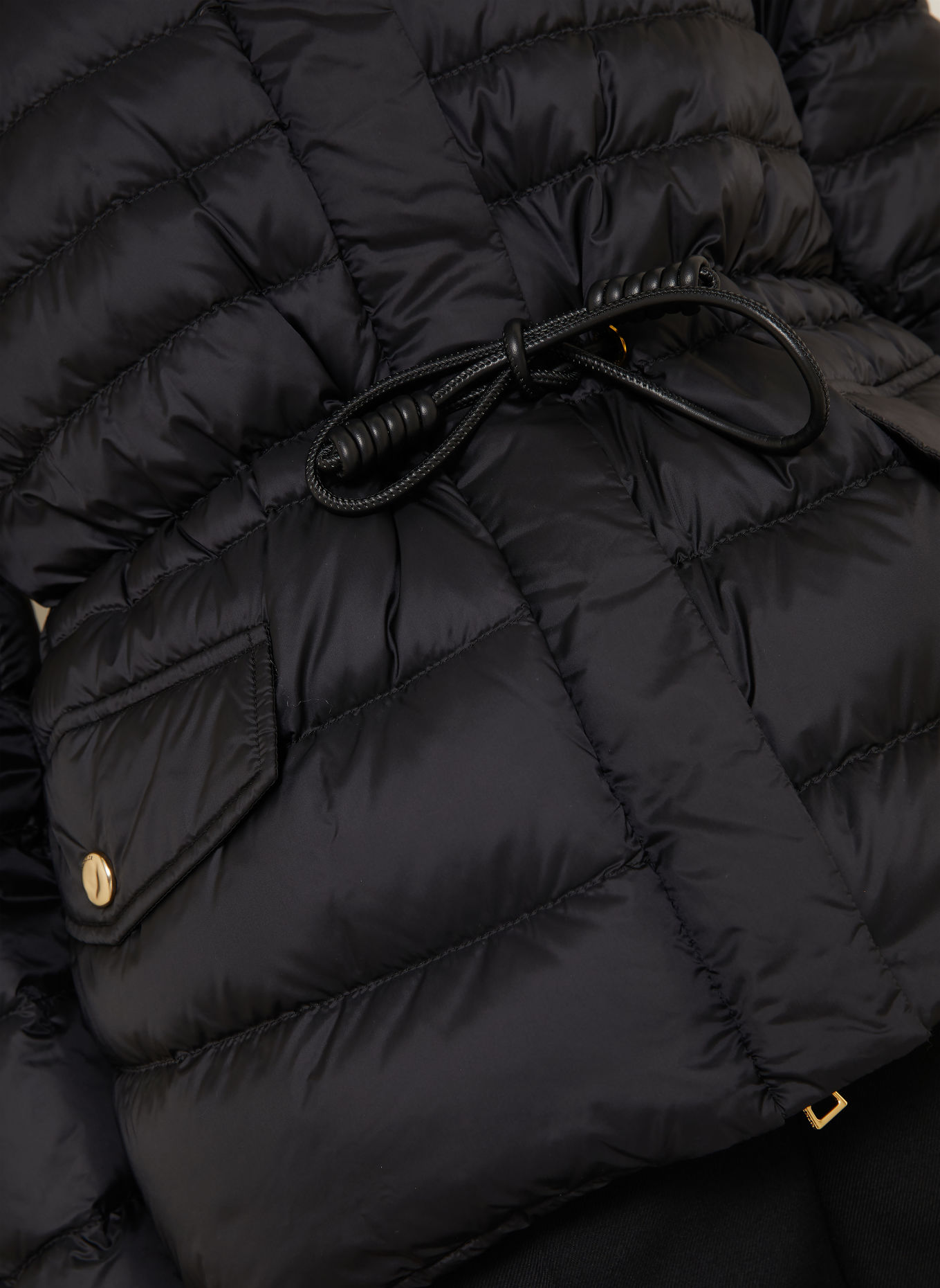 MONCLER Lehká péřová bunda RAIES: ČERNÁ