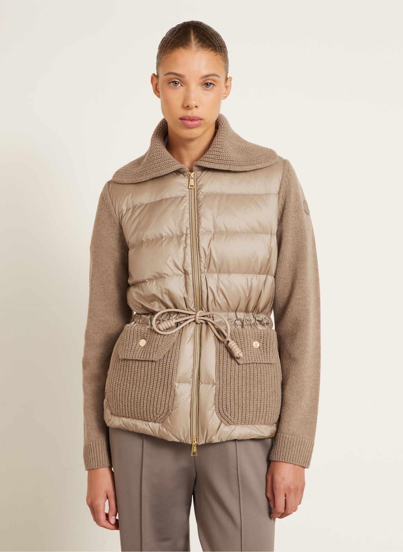 MONCLER Péřové bundy z kombinace materiálů: BÉŽOVÁ