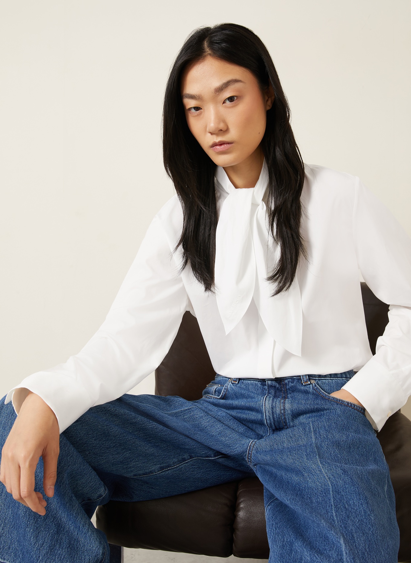 GIVENCHY Slipsblus COCOON: VIT