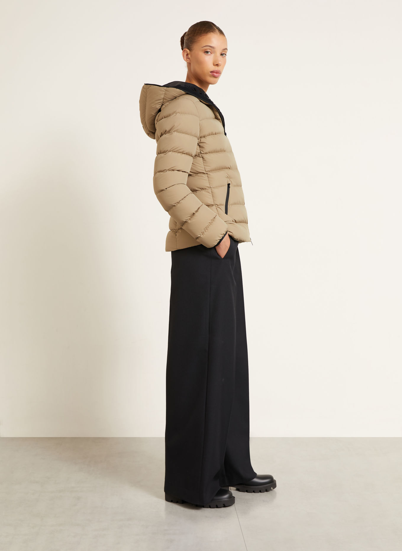 MONCLER Péřové bundy HERBES: BÉŽOVÁ