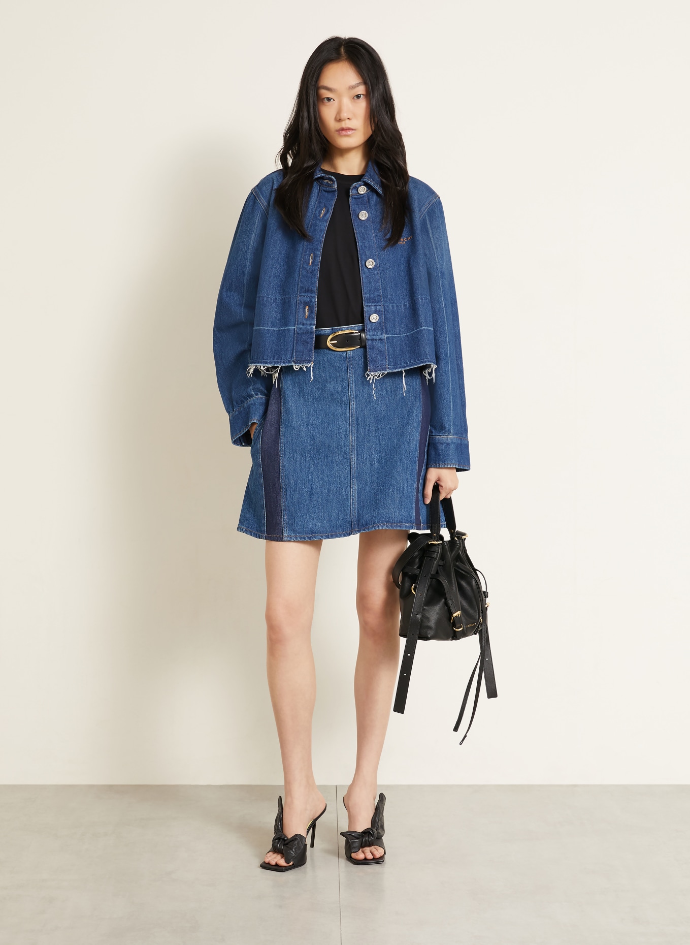 GIVENCHY Axelväska VOYOU SMALL: SVART / GULD