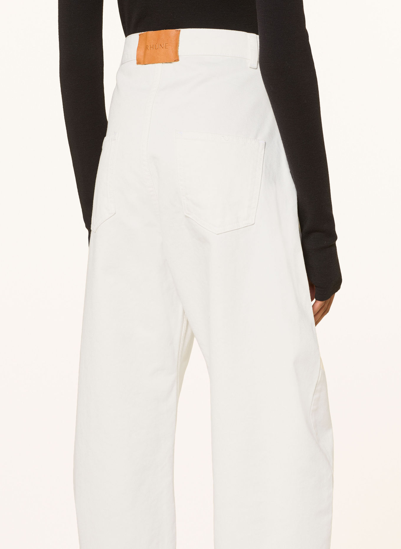 RHÚNE Barrel Jeans GRACE: WHITE WHITE