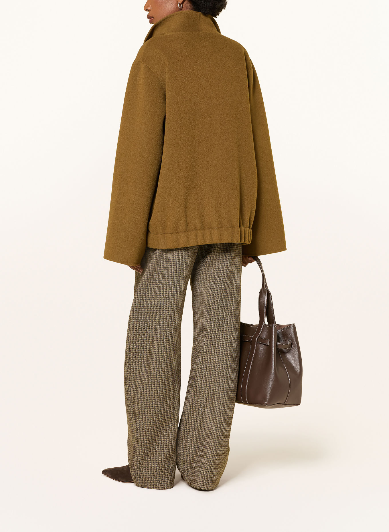 RHÚNE Jacke ZOA: OLIV