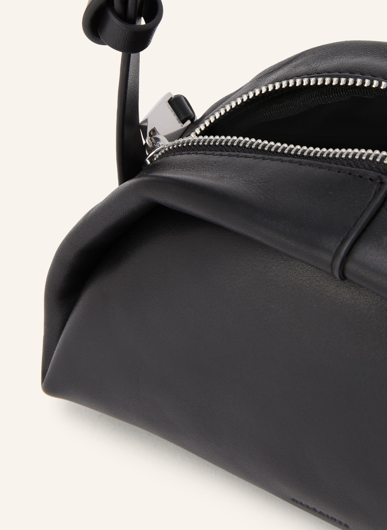 ALLSAINTS Schoudertas ROSALIE ARC: ZWART / ZILVER