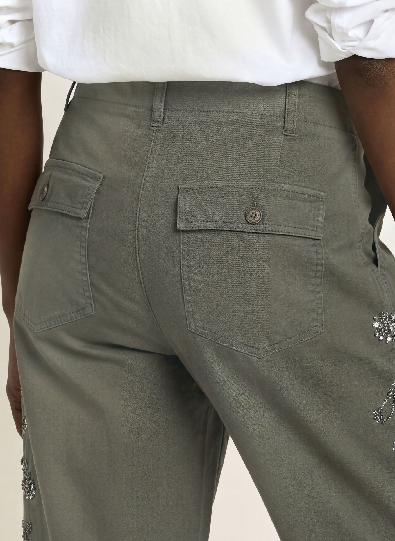 CAMBIO OCTOBER Barrel-leg jeans with Rhinestones and Sequins: 631 vetifier
