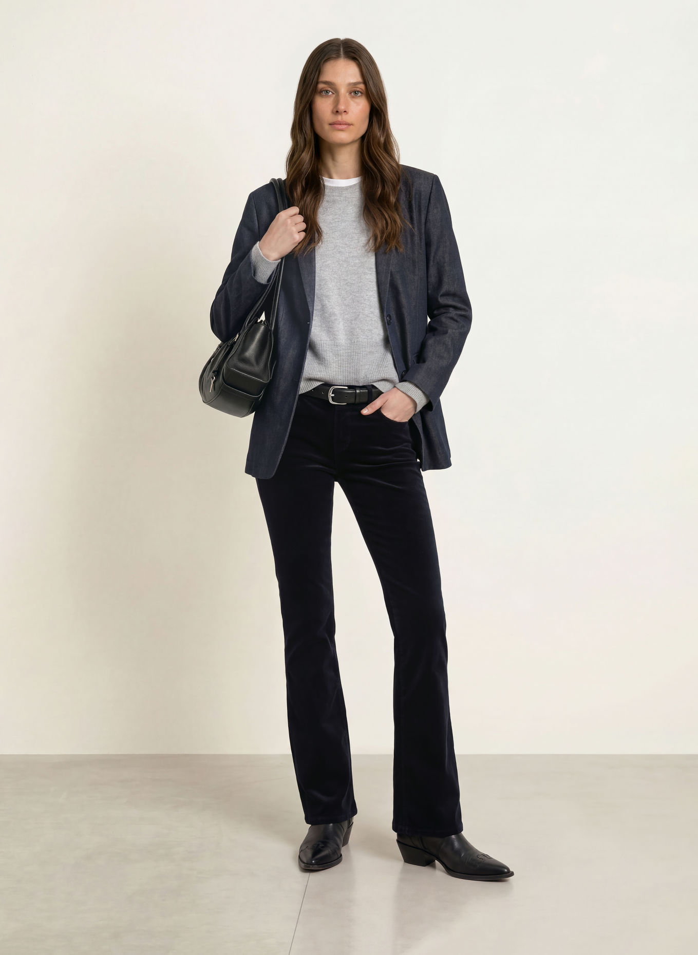 CAMBIO Bootcut-Hose PARIS aus Samt: 499 deep night