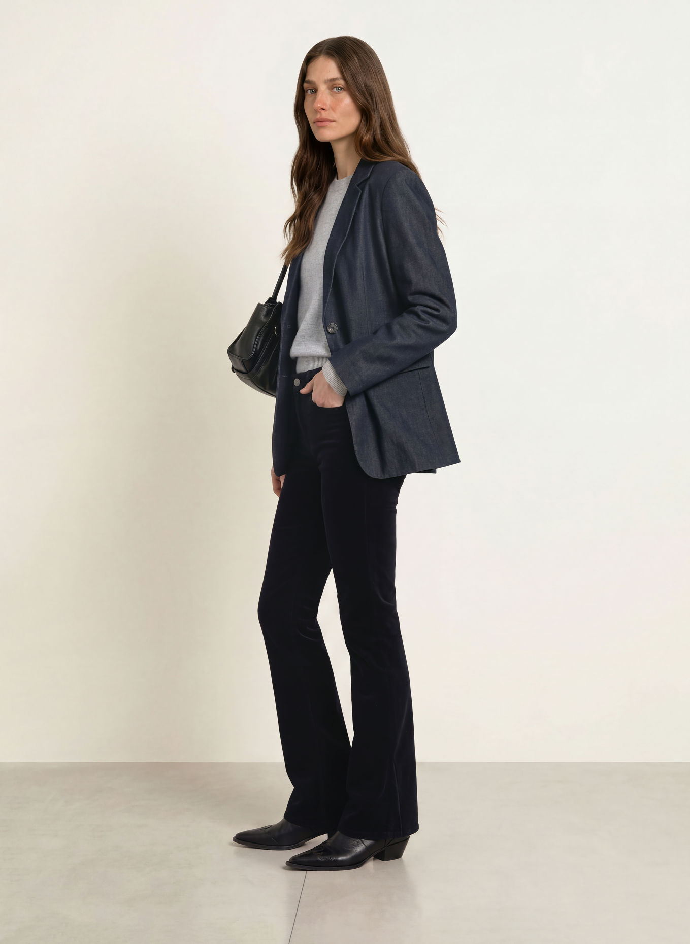 CAMBIO Bootcut-Hose PARIS aus Samt: 499 deep night