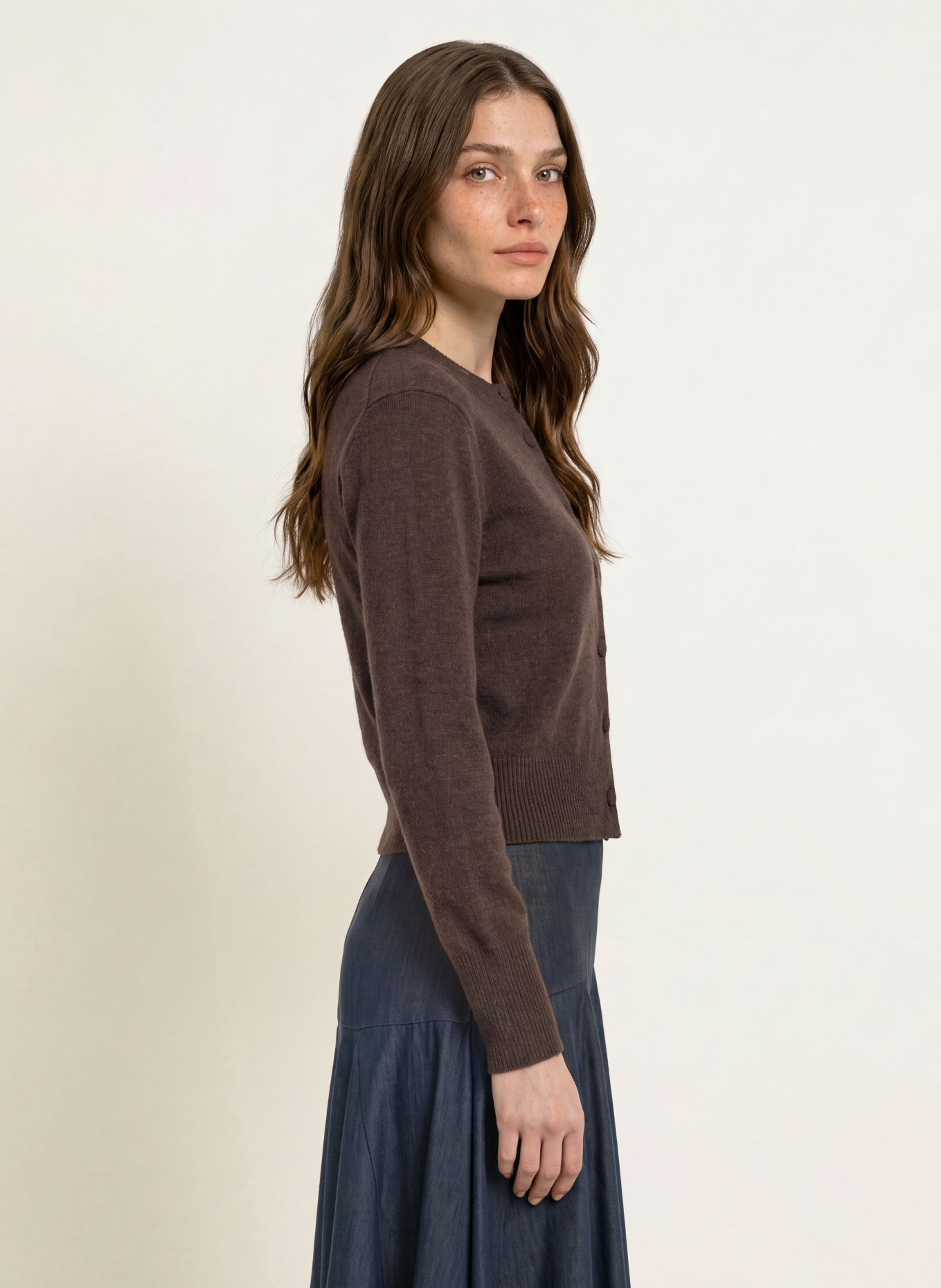 HERZENS KIRA Cashmere Cardigan: DARK BROWN