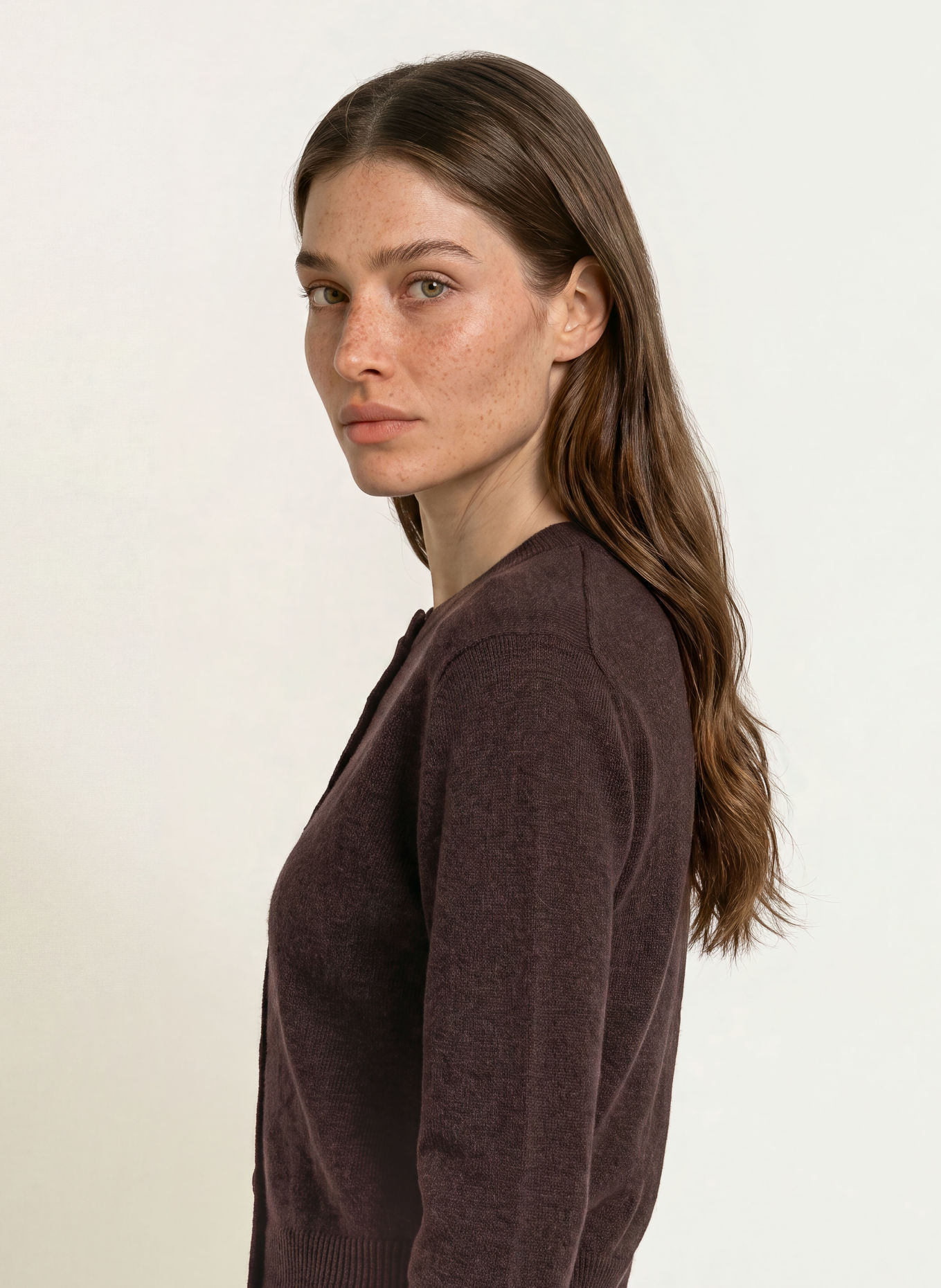 HERZENS KIRA Cashmere Cardigan: DARK BROWN