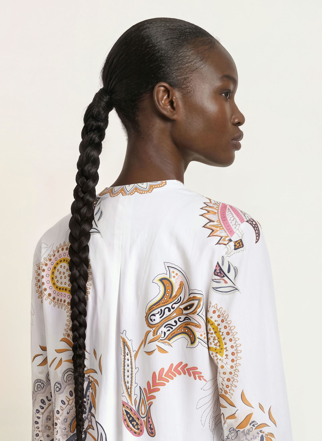HERZENS Chemisier en soie: BLANC / MARRON / GRIS