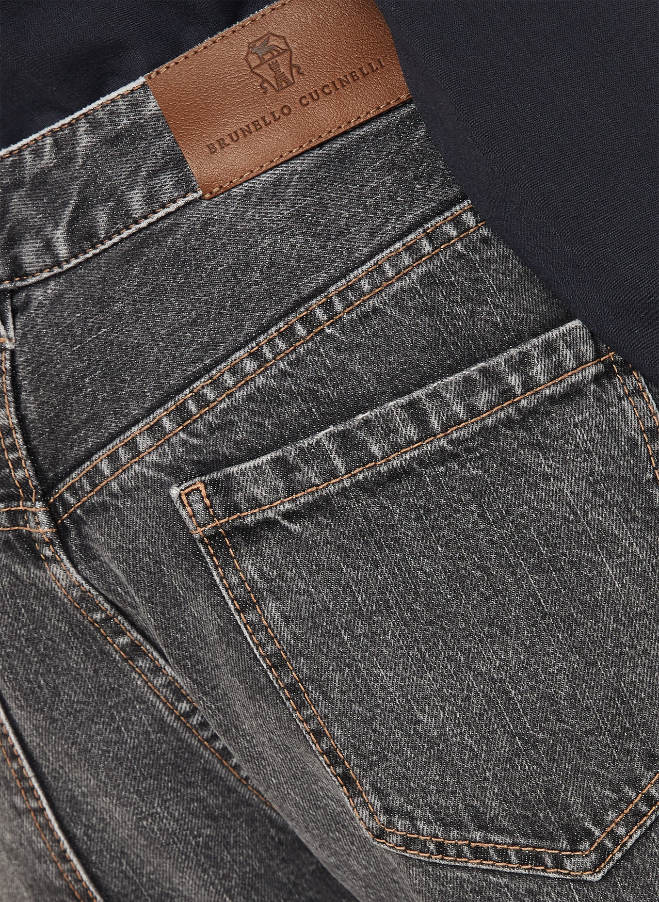 BRUNELLO CUCINELLI Blugi drepți: C9827 GREY DENIM