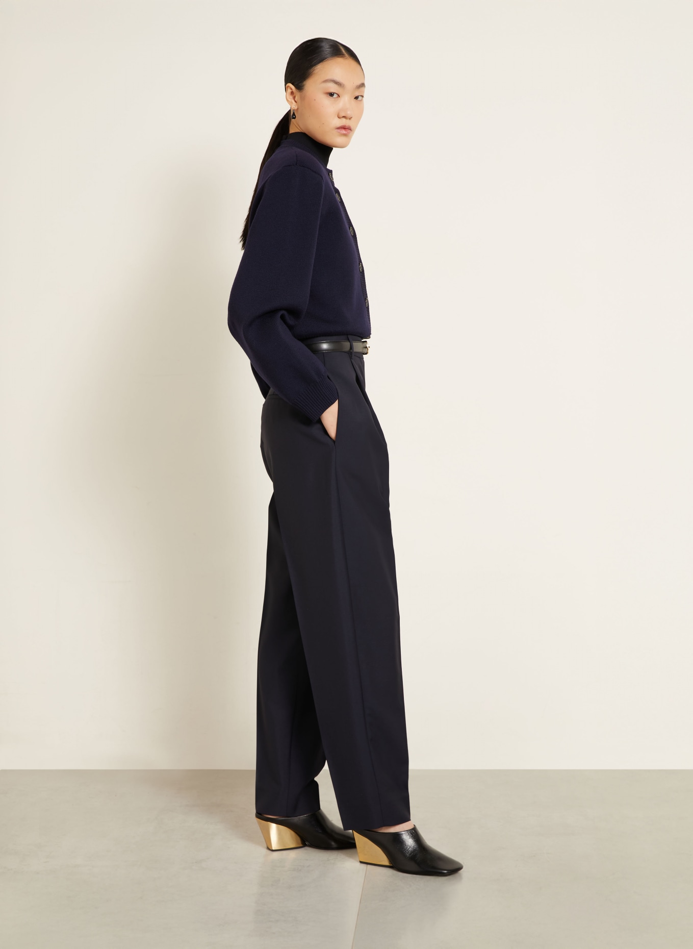 RÓHE Pantalon DARIA: BLEU FONCÉ