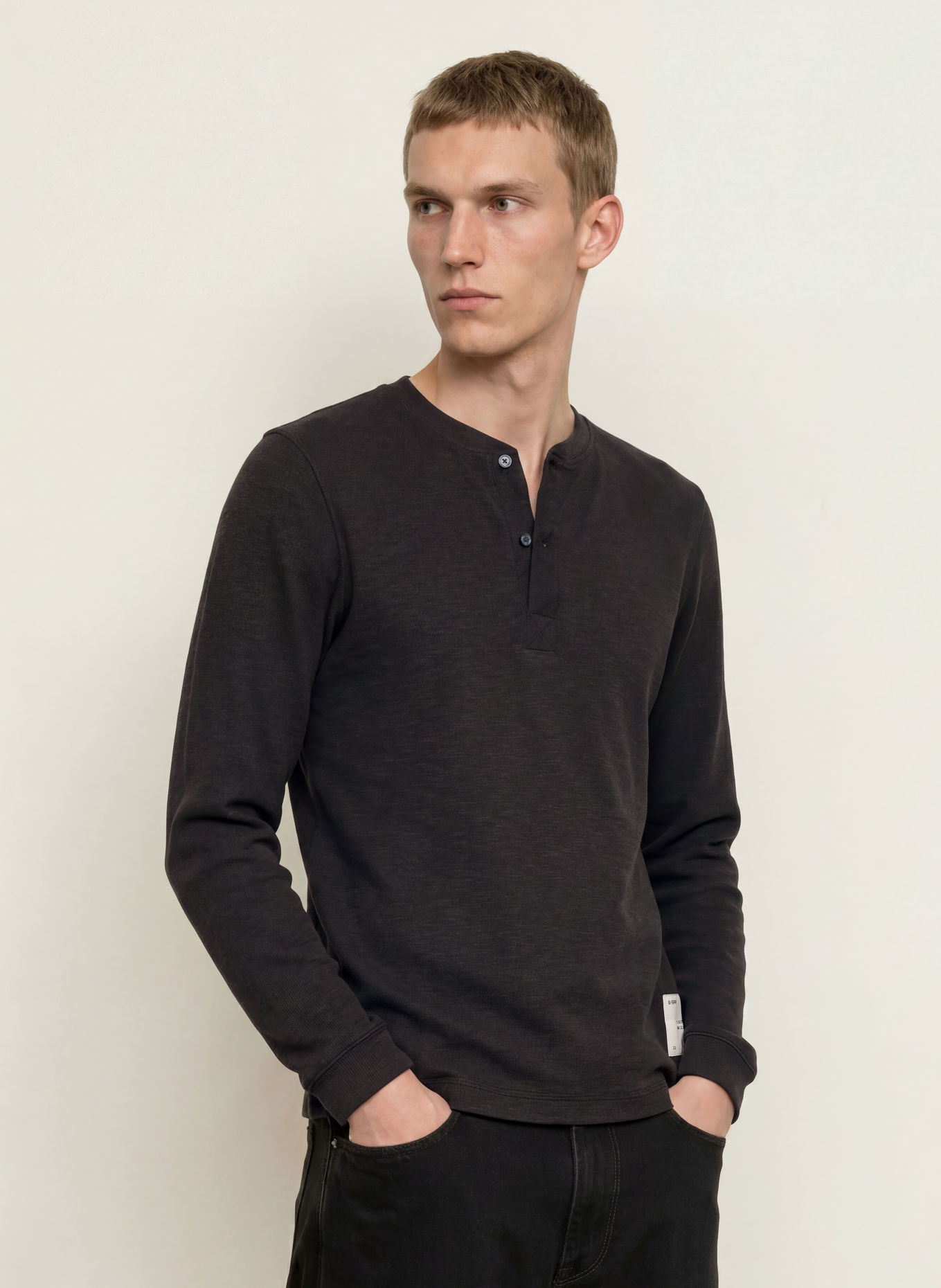 G-Star Henley-shirt: ZWART