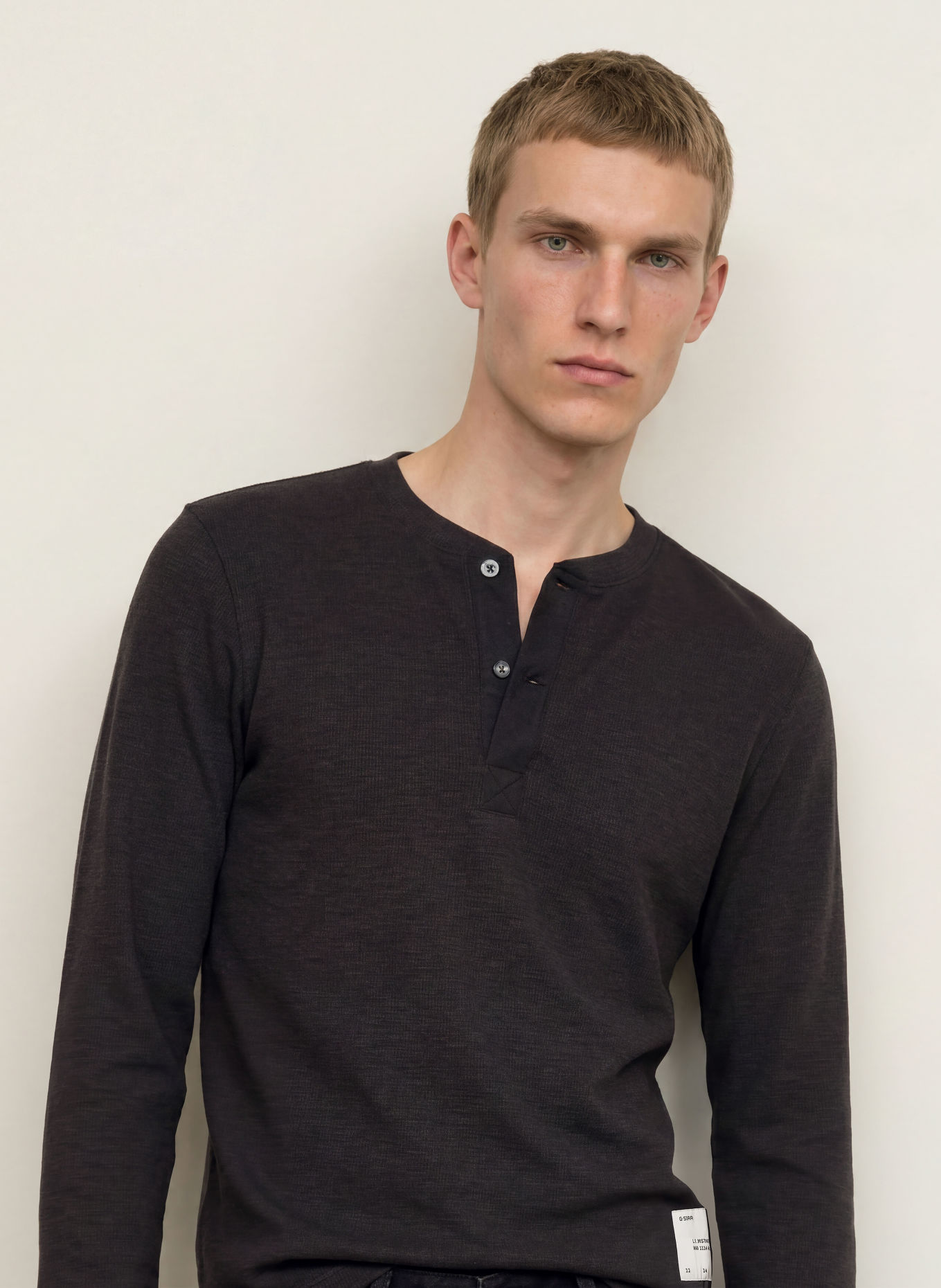 G-Star Henley-shirt: ZWART