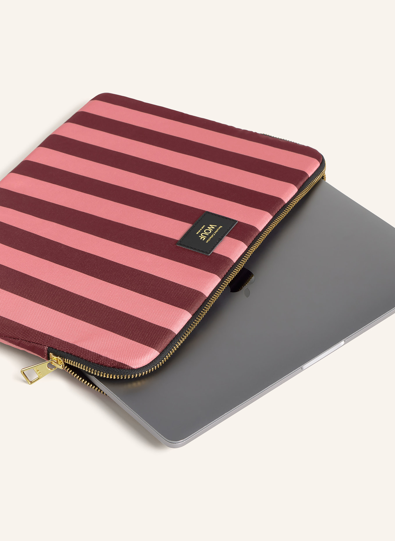 WOUF SOPHIE Laptop sleeve: DARK RED / PINK