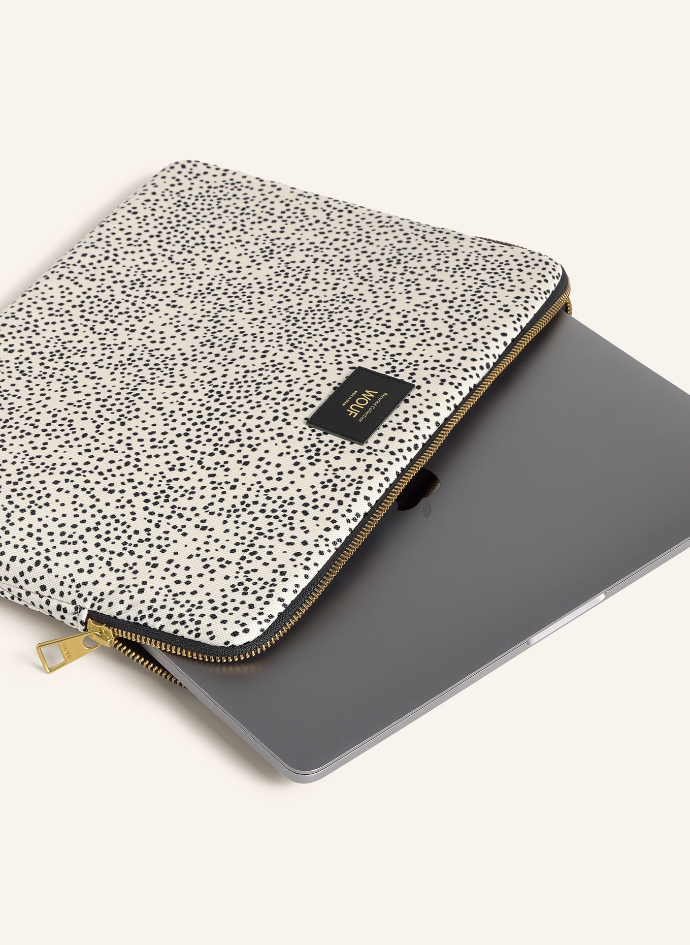 WOUF Laptophoes PANNA: CRÈME / ZWART
