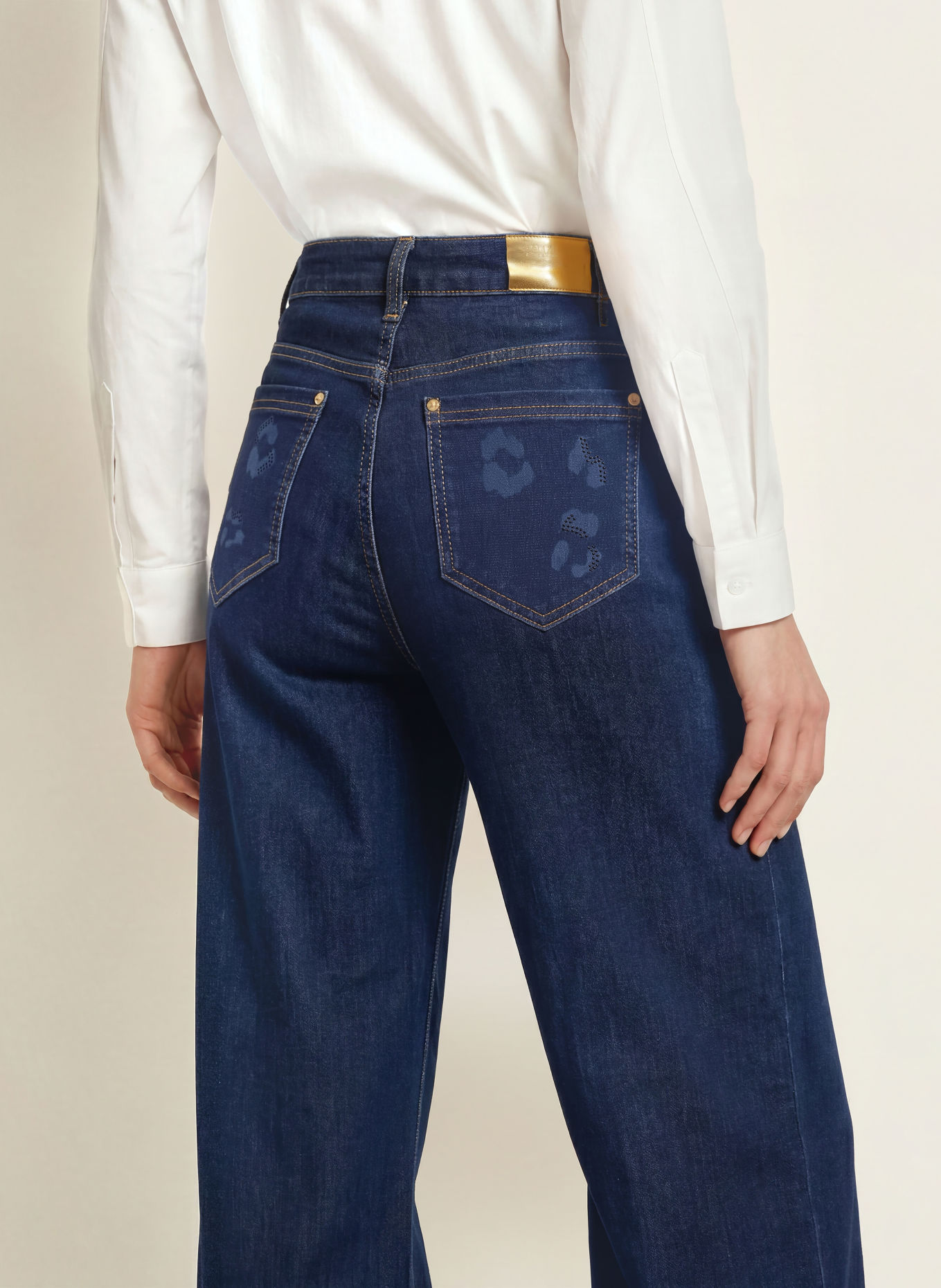 SPORTALM Jeansy flared z kamyczkami ozdobnymi: 2616 Dark Denim (23)