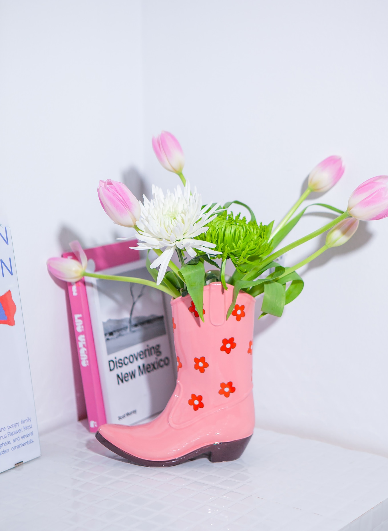 DOIY Vase RODEO COWBOY BOOT: ROSA / RØD / HVID