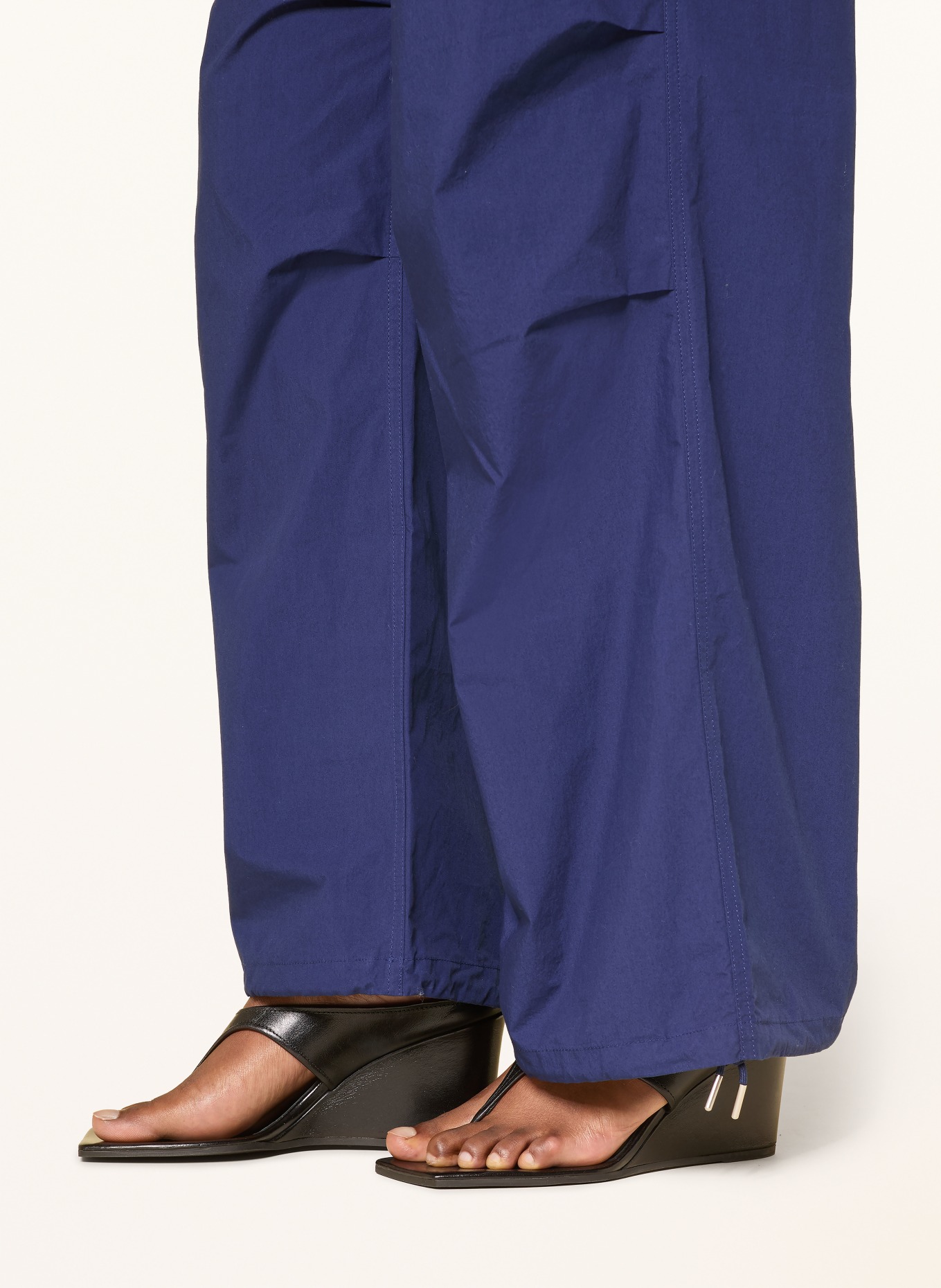 ARKET Broek in joggingstijl: BLAUW
