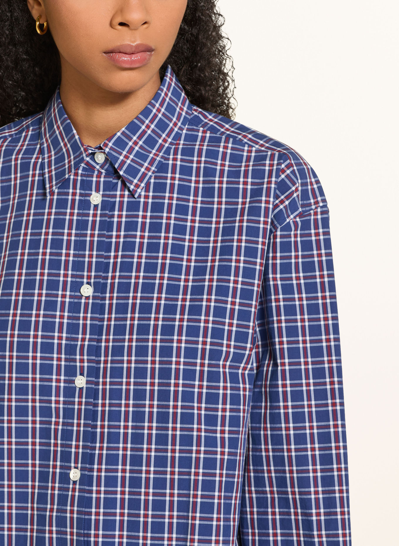 ARKET Overhemdblouse: BLAUW / DONKERROOD / WIT