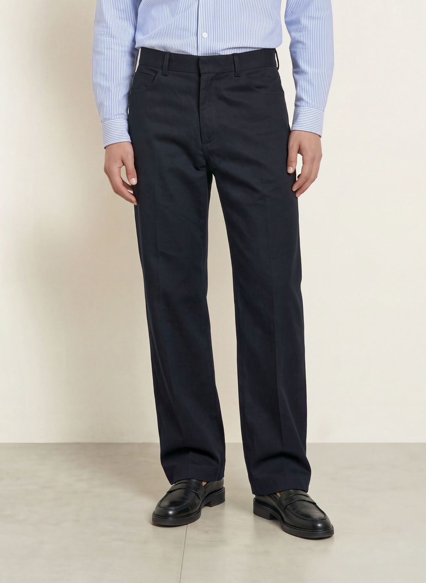 ARKET Chino coupe classique: 002 DARK BLUE