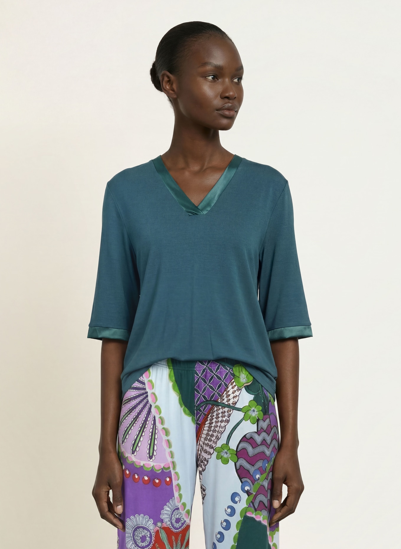 mey Pyjamashirt uit de PURE CHIC-serie met 3/4-mouwen: DONKERGROEN