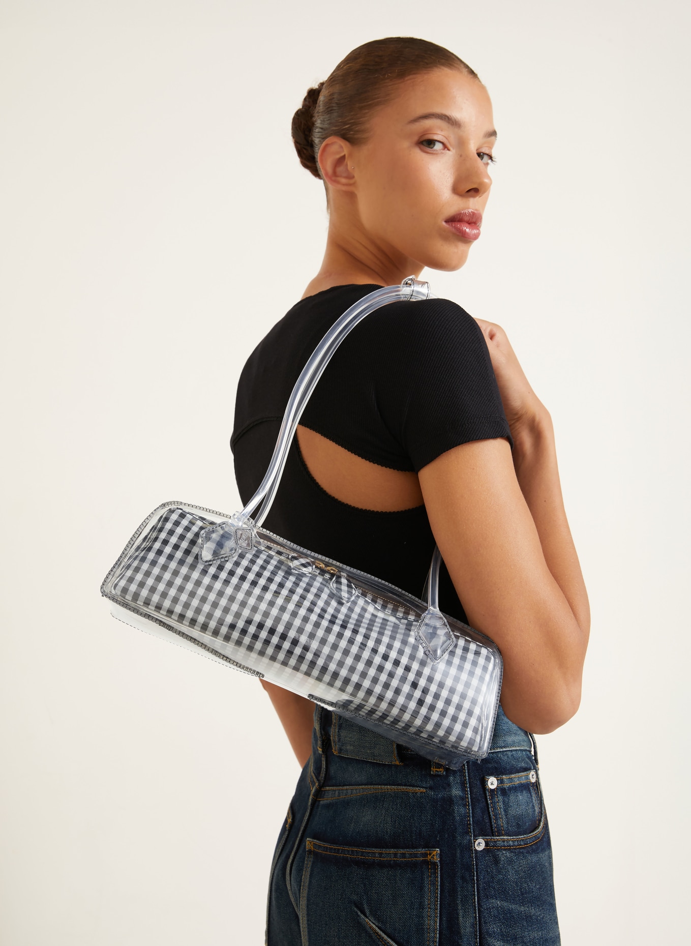 ALAÏA LE TECKEL MEDIUM Handbag: BLACK / GOLD / WHITE