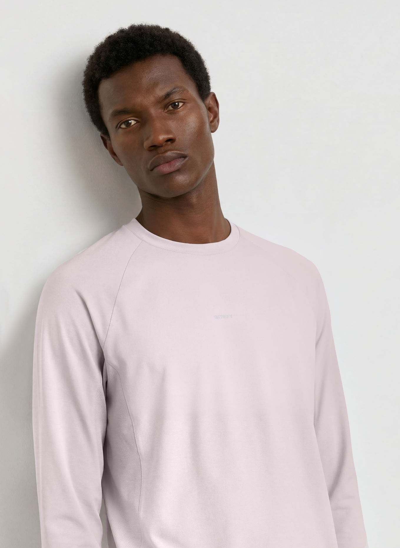 SATISFY AURALITE™ UV Functional Shirt: LIGHT PURPLE