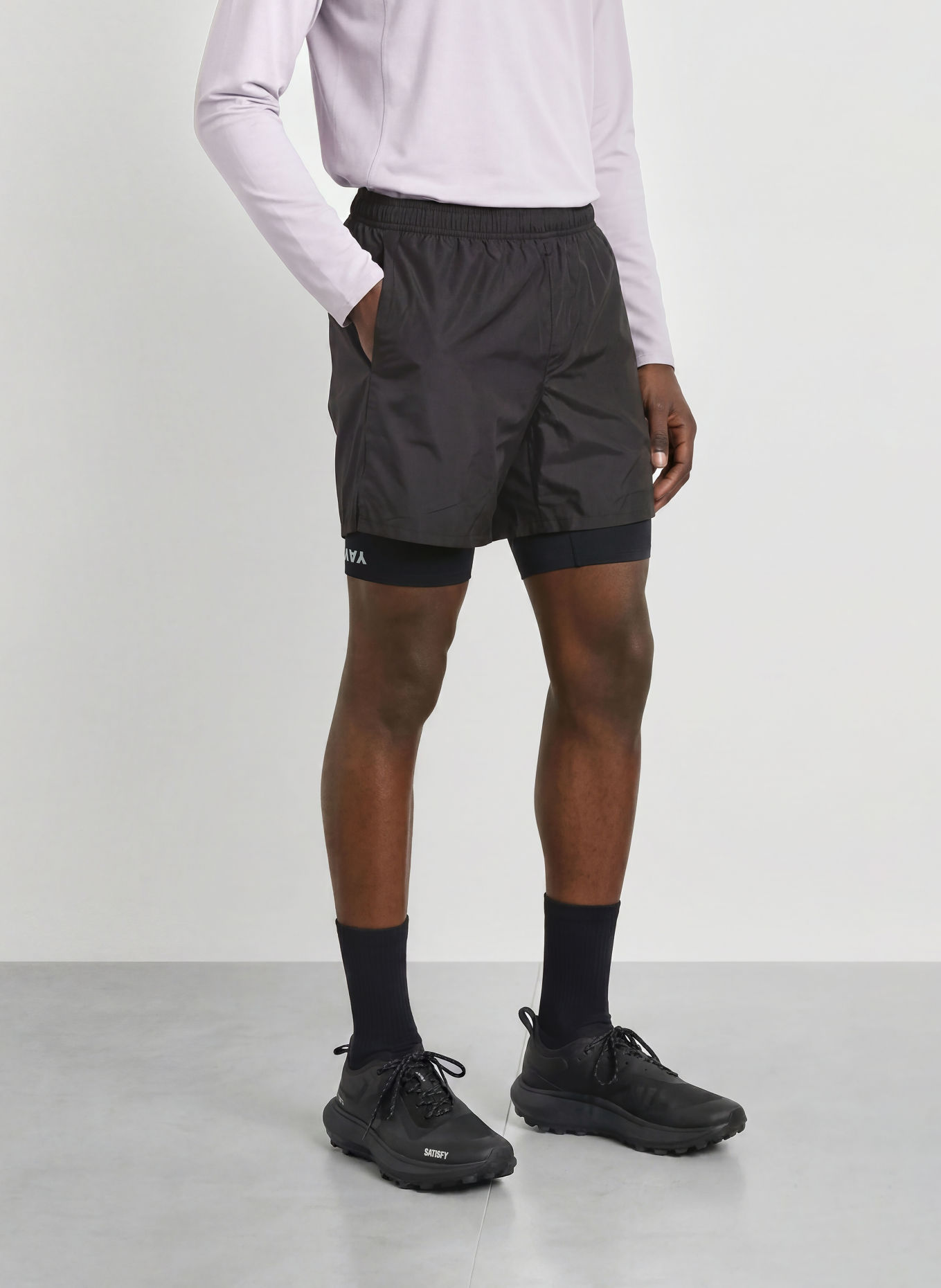 SATISFY TECHSILK™ 2-in-1 running shorts: BLACK