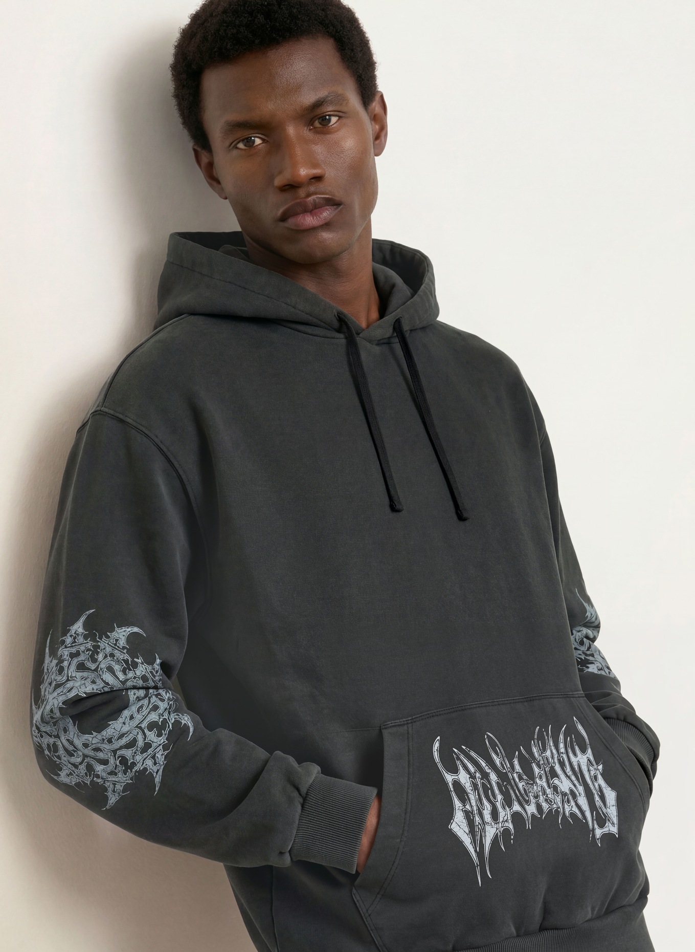 ALLSAINTS Hoodie HELVETTE: SVART / LJUSGRÅ