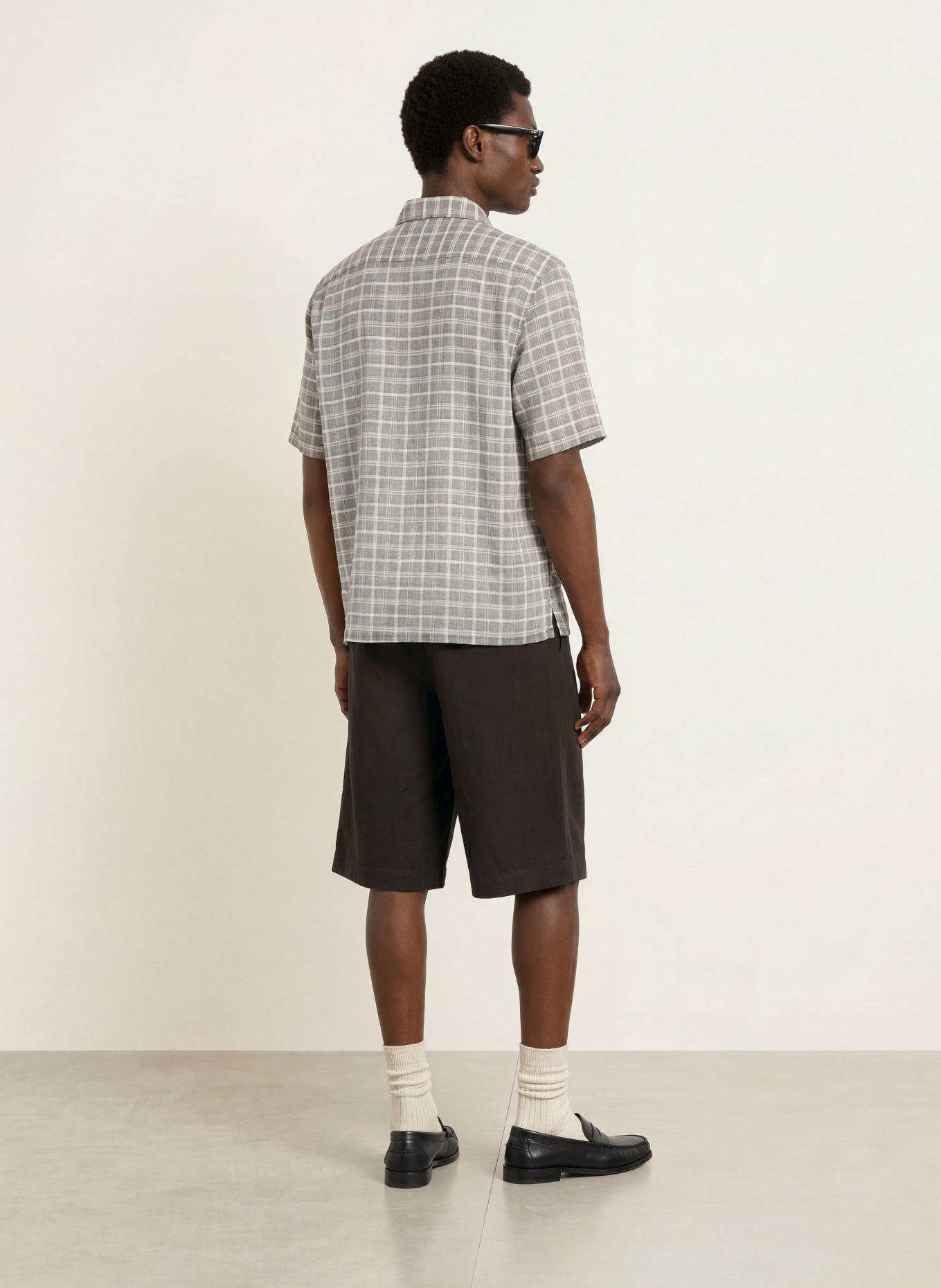 ALLSAINTS Chemise à manches courtes SANDY Comfort Fit: GRIS / BLANC