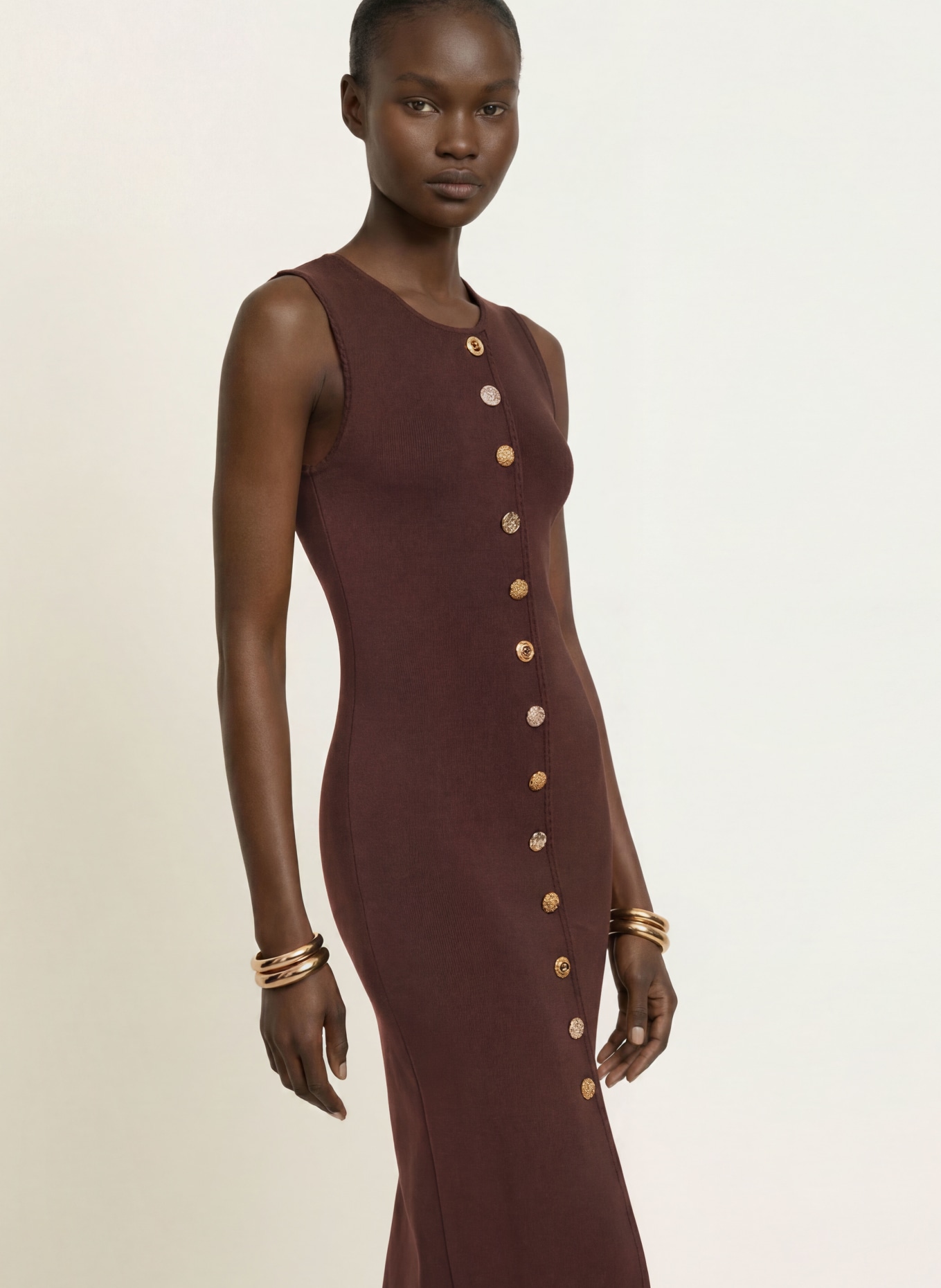 CLAUDIE PIERLOT Strickkleid: DUNKELBRAUN