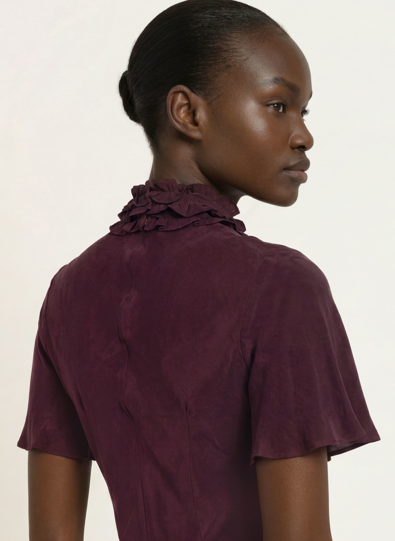 CLAUDIE PIERLOT Kleid mit Rüschen: DUNKELLILA