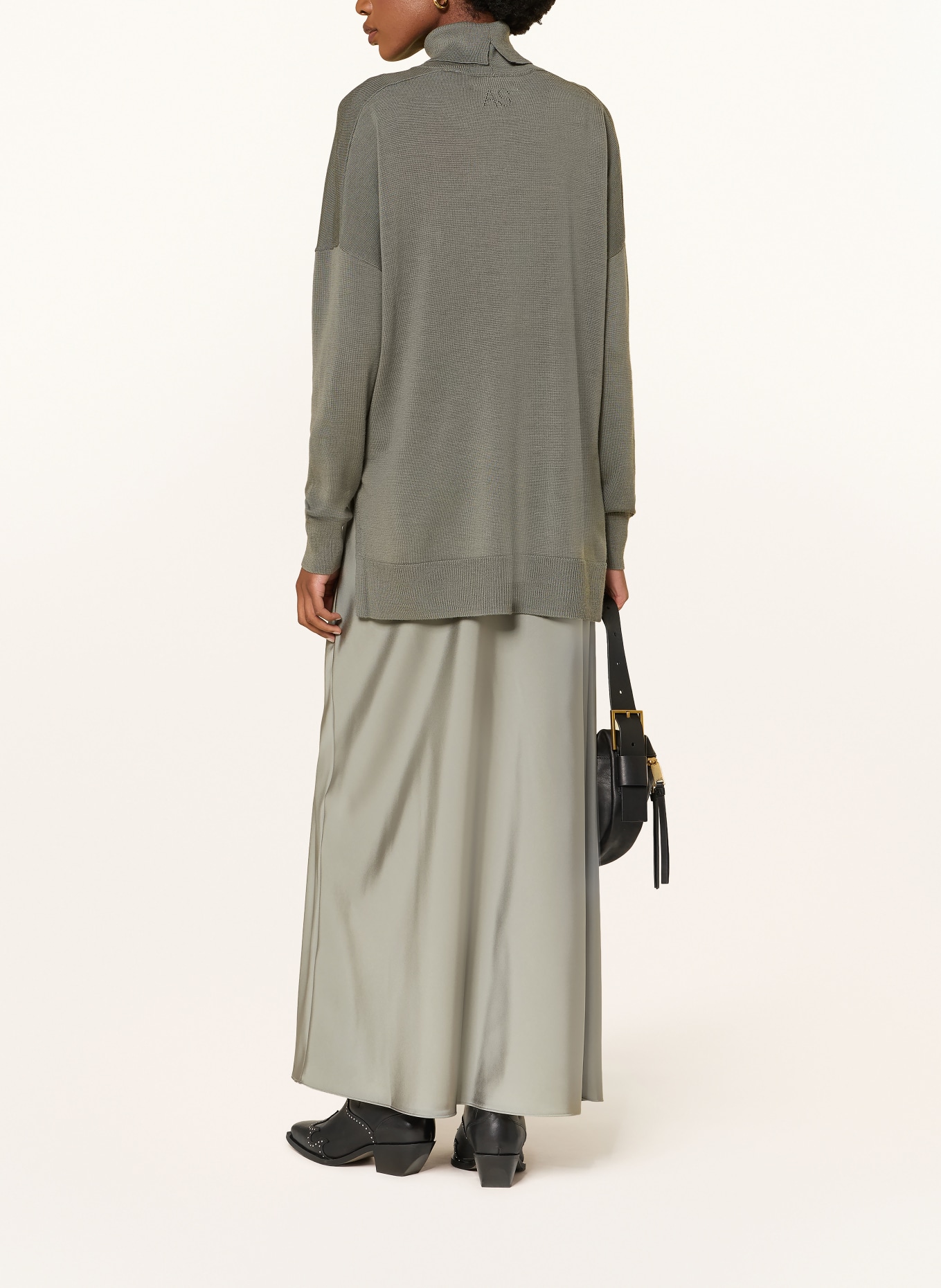 ALLSAINTS Set JUNO: rochie din satin și pulover cu guler înalt: KAKI