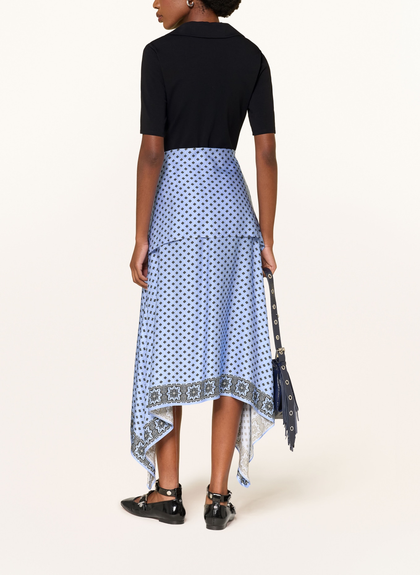 maje Kleid im Materialmix: SCHWARZ / HELLBLAU