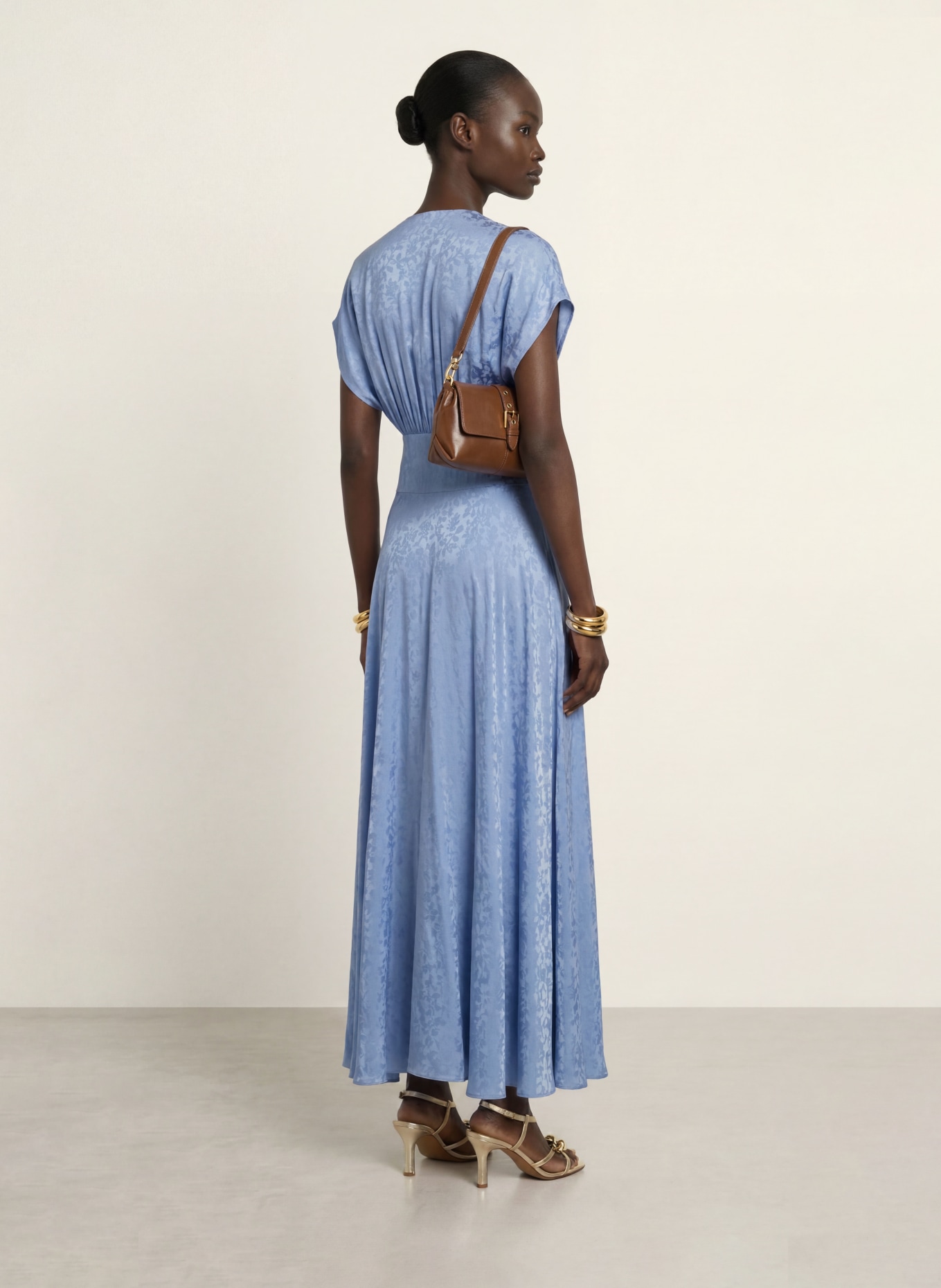 maje Jacquard-Kleid: HELLBLAU