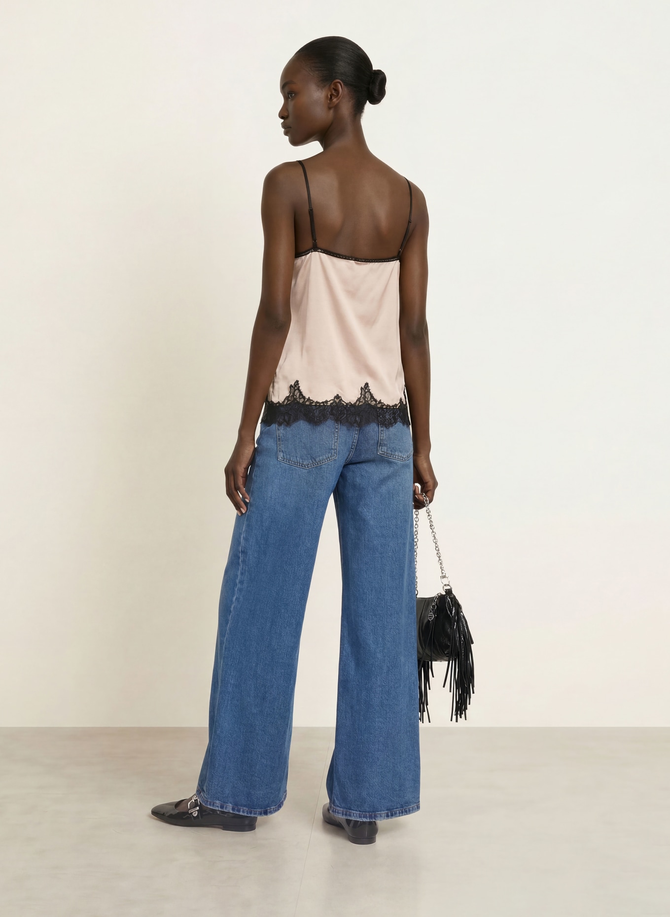 maje Satintop mit Spitze: BEIGE / SCHWARZ