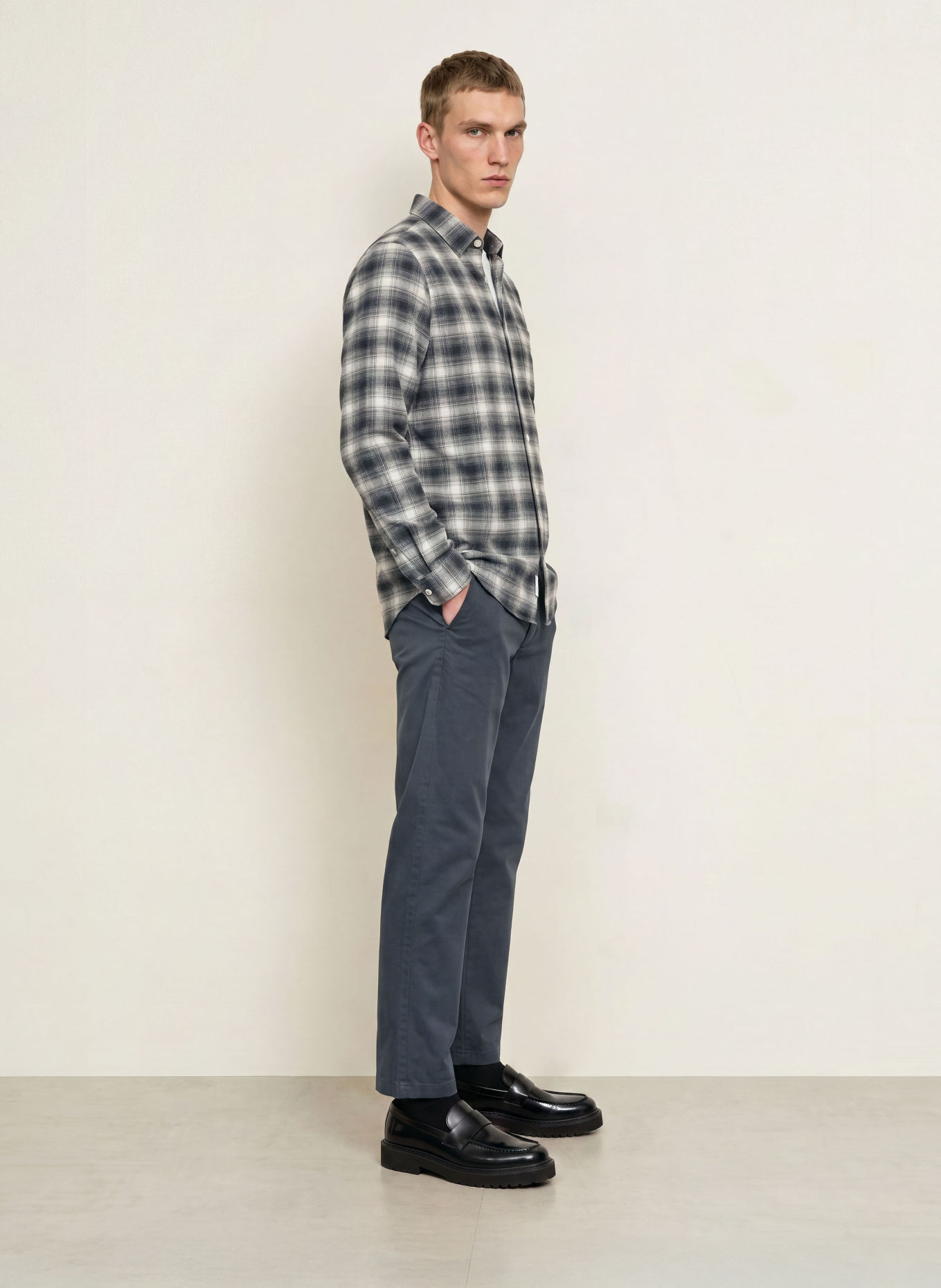 Marc O'Polo MADS Regular Fit Chinos: DARK GRAY