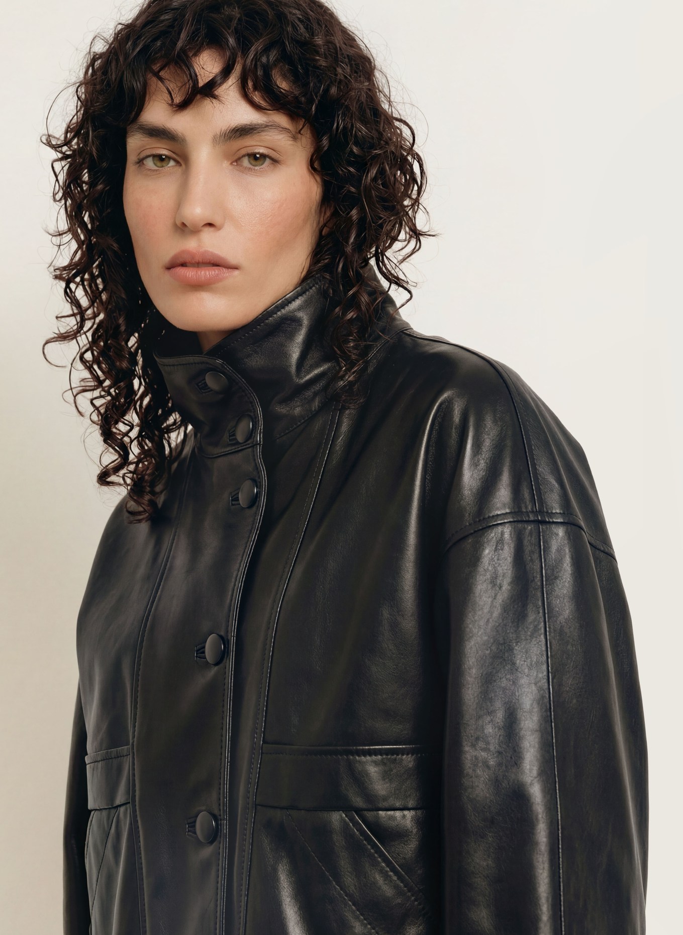 SANDRO Lederjacke: SCHWARZ