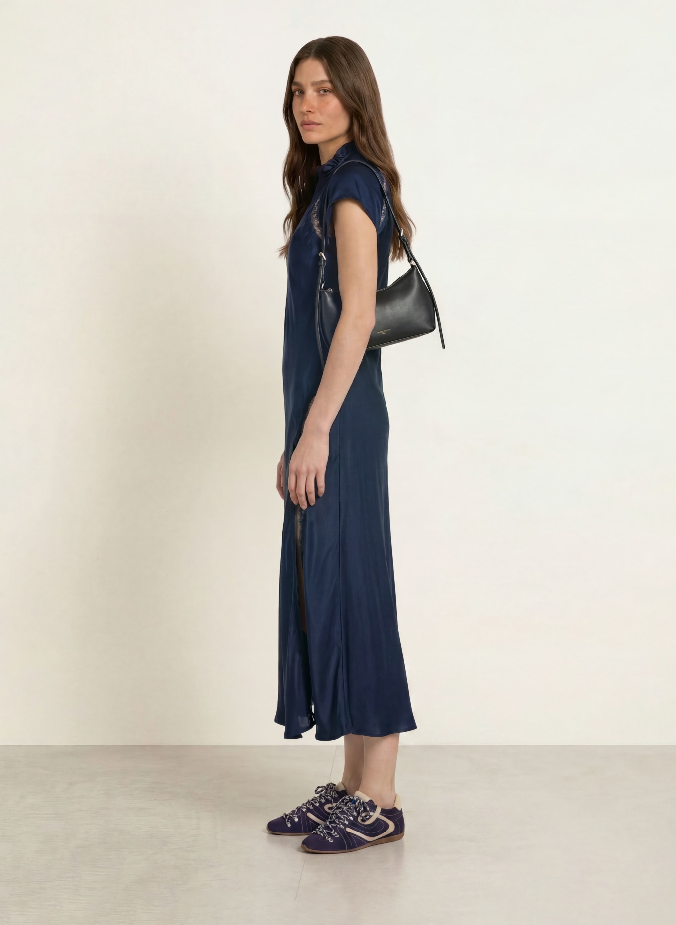 CLAUDIE PIERLOT Satinkleid mit Spitze: DUNKELBLAU