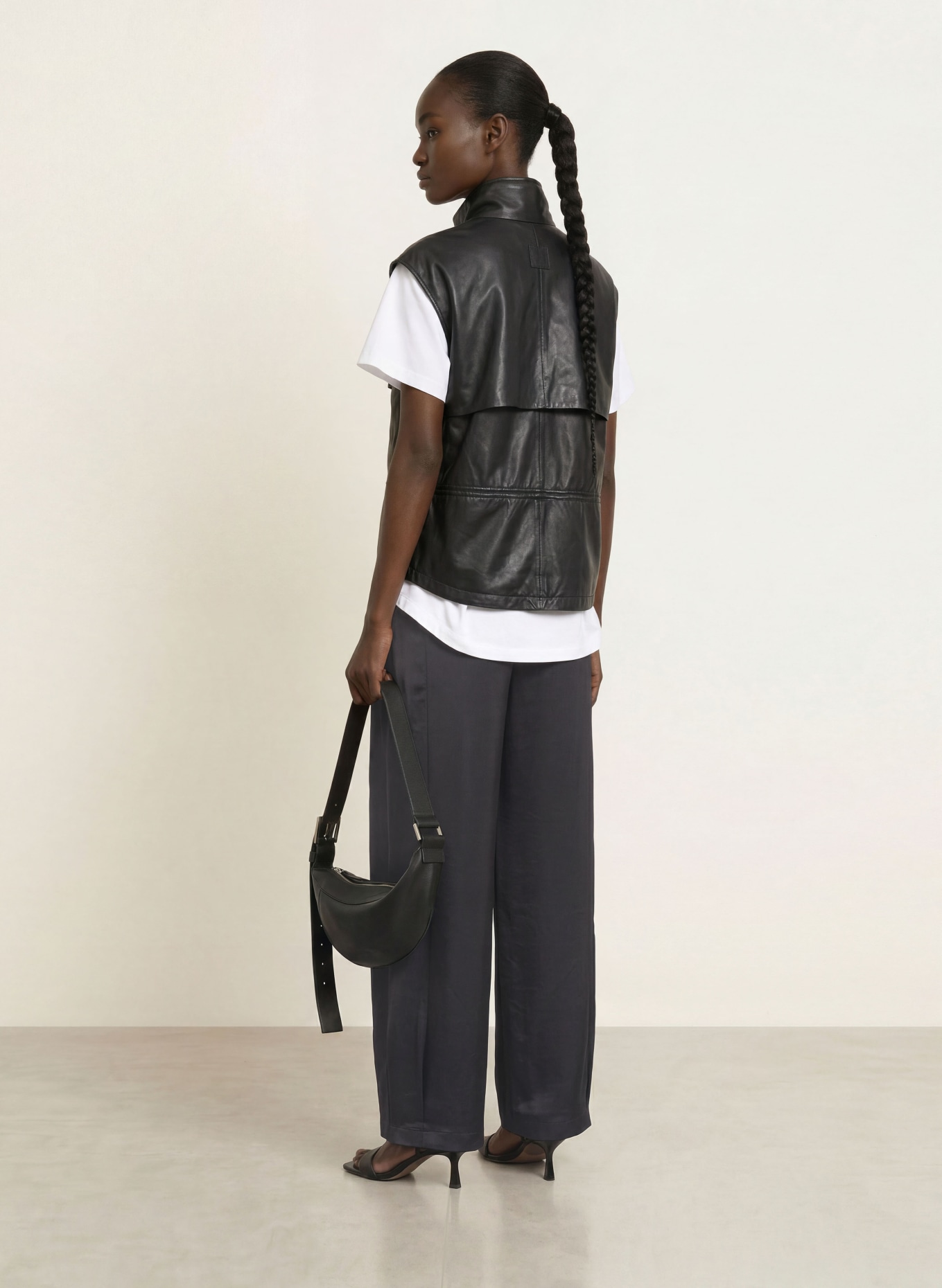 ALLSAINTS Marlenehose LOLA aus Satin: SCHWARZ